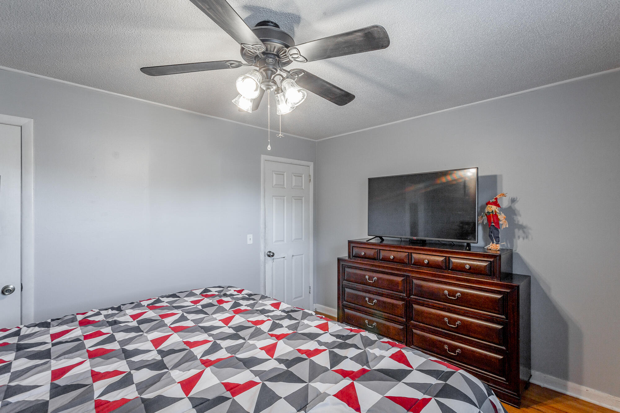 573 Pinewood Circle