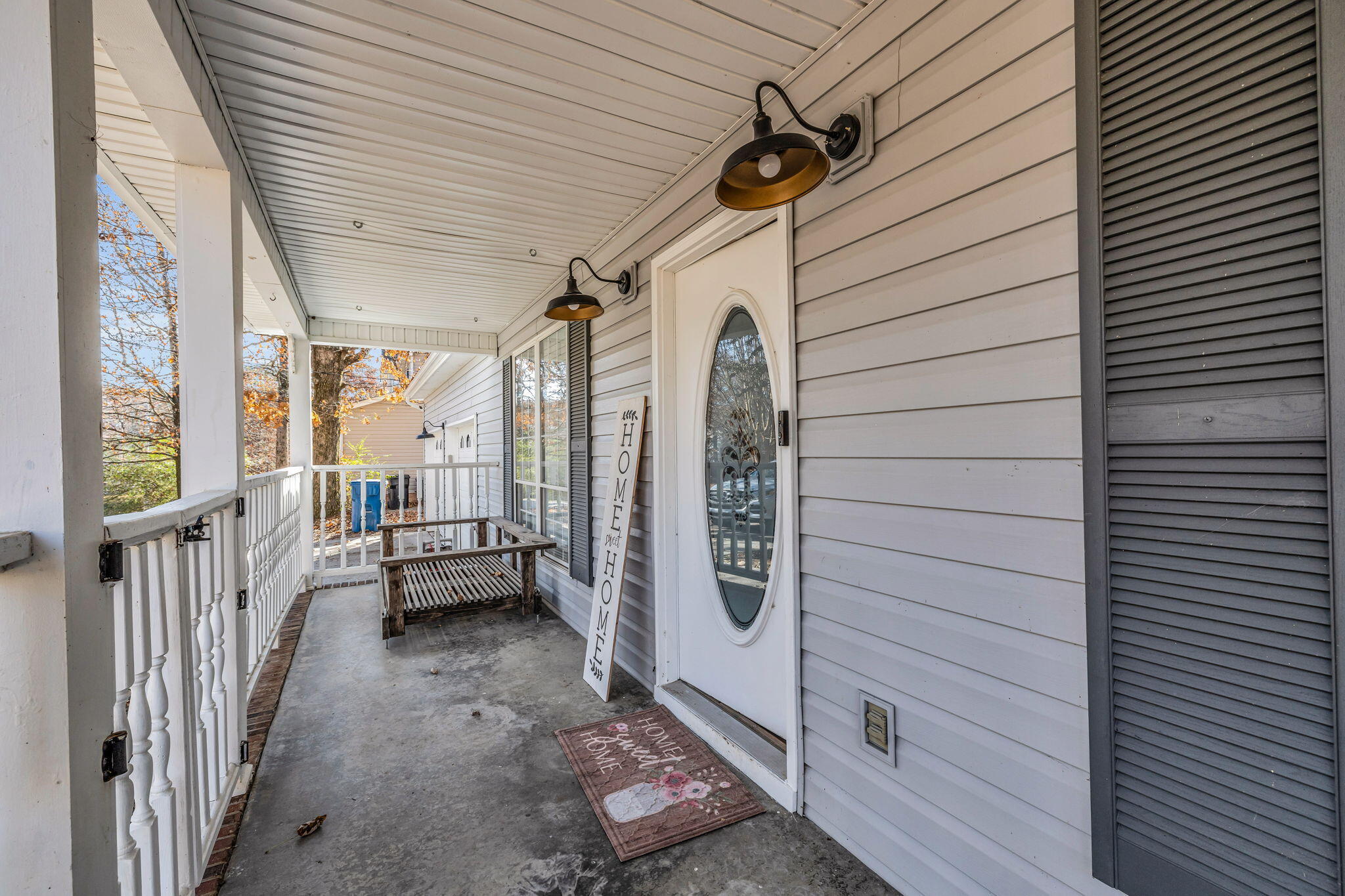 202 Cleo Circle