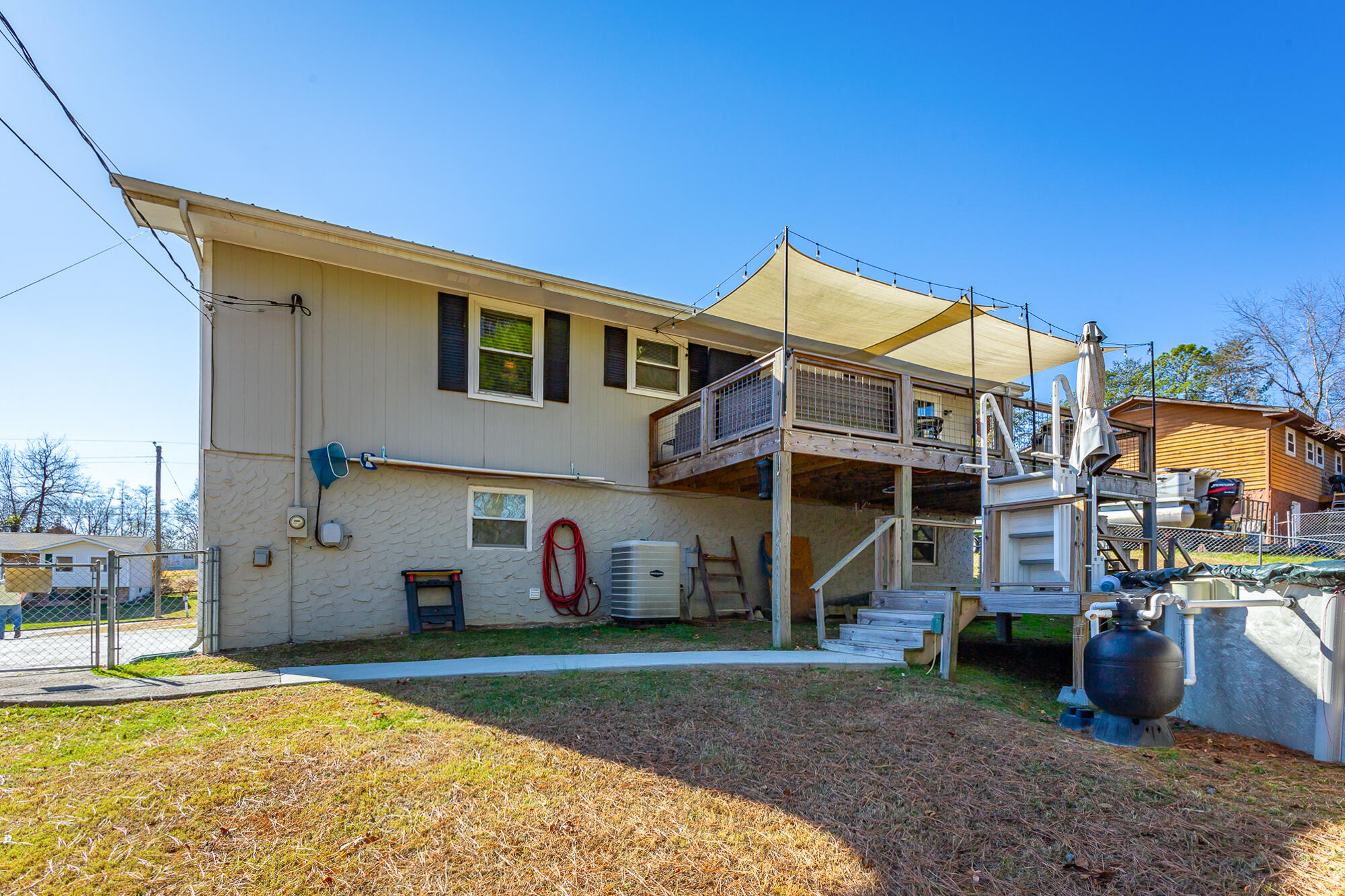 7119 Fine Lane