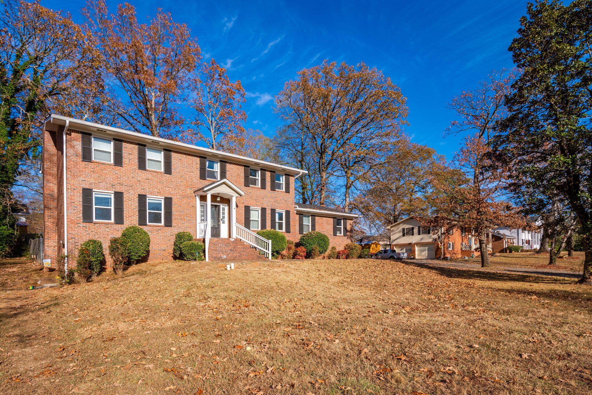 4715 Robinwood Drive