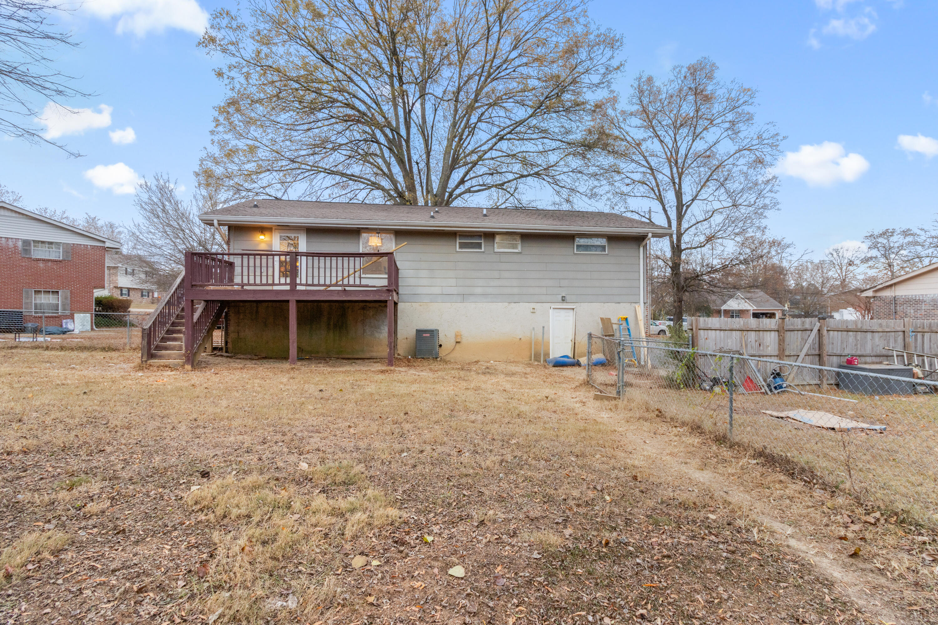6 Dogwood Drive