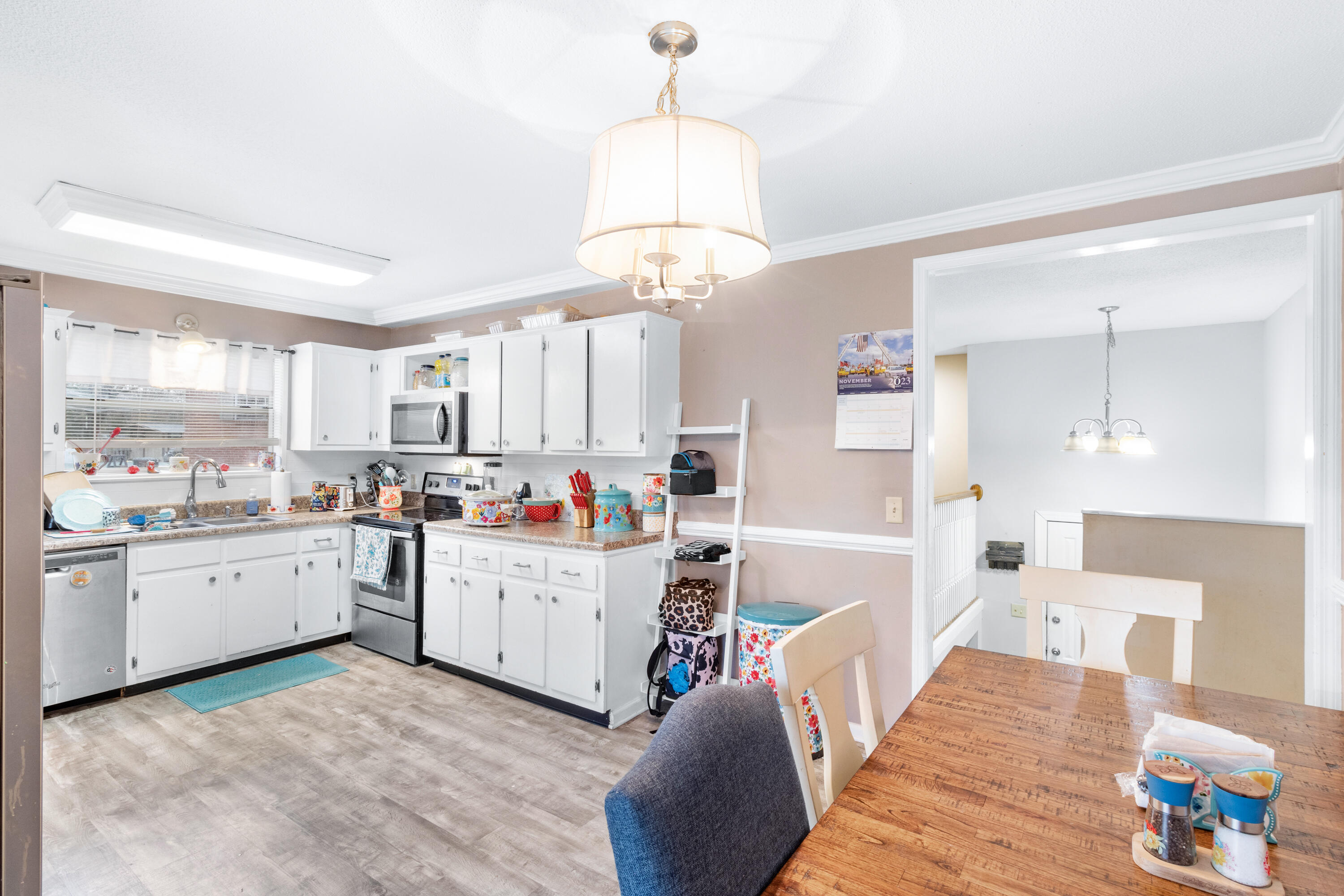 6 Dogwood Drive