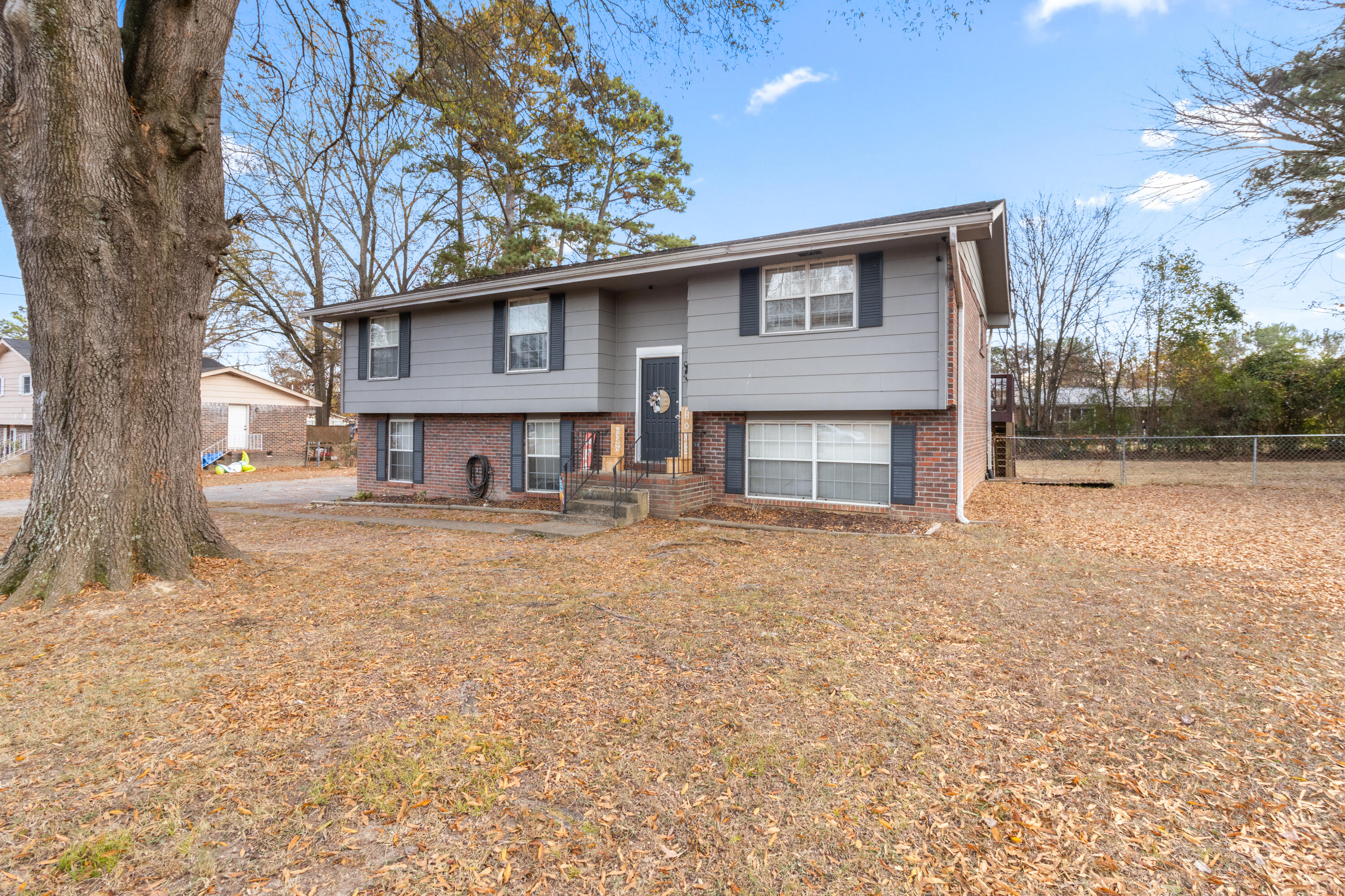 6 Dogwood Drive