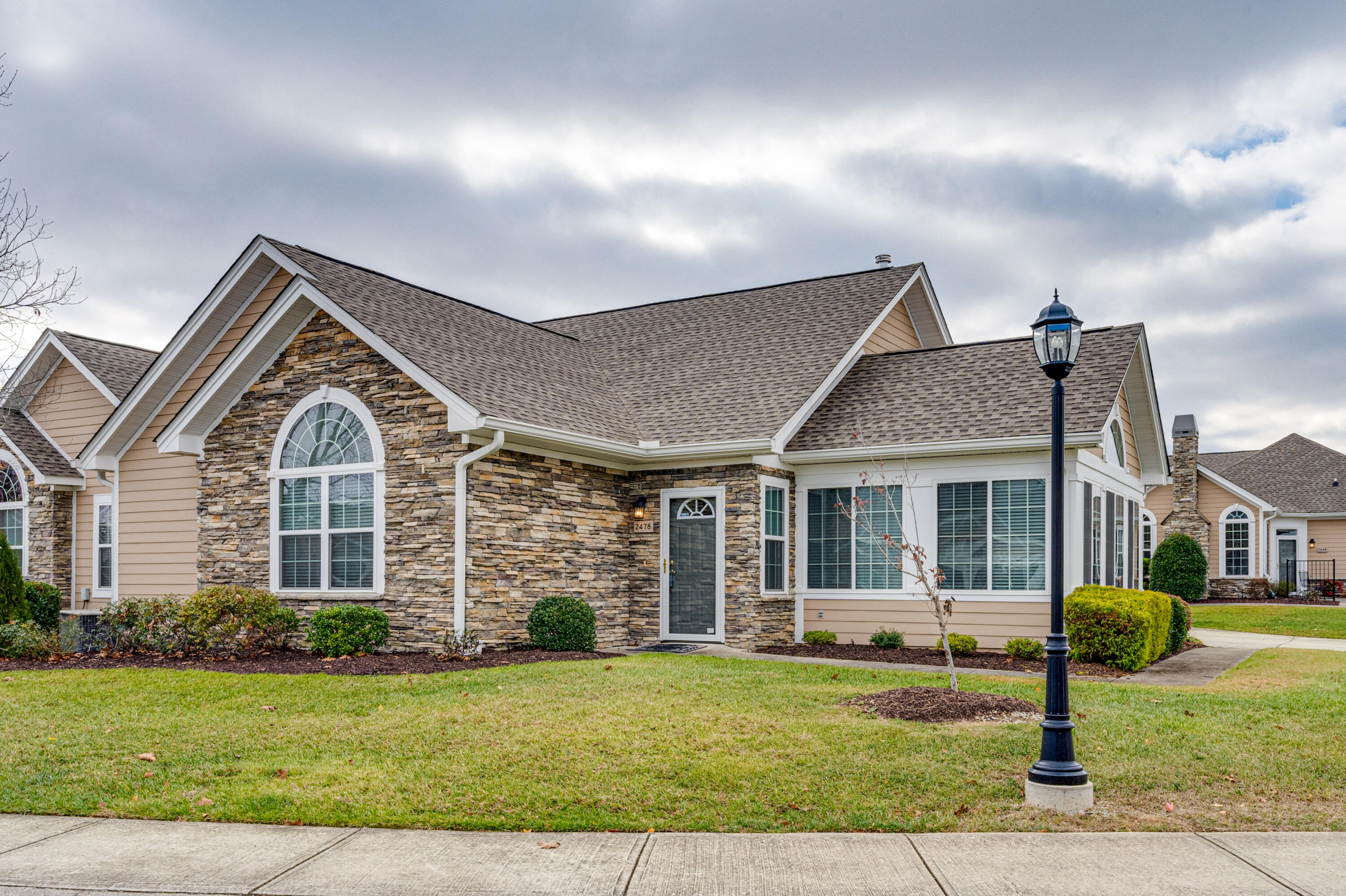 2478 Baskette Way