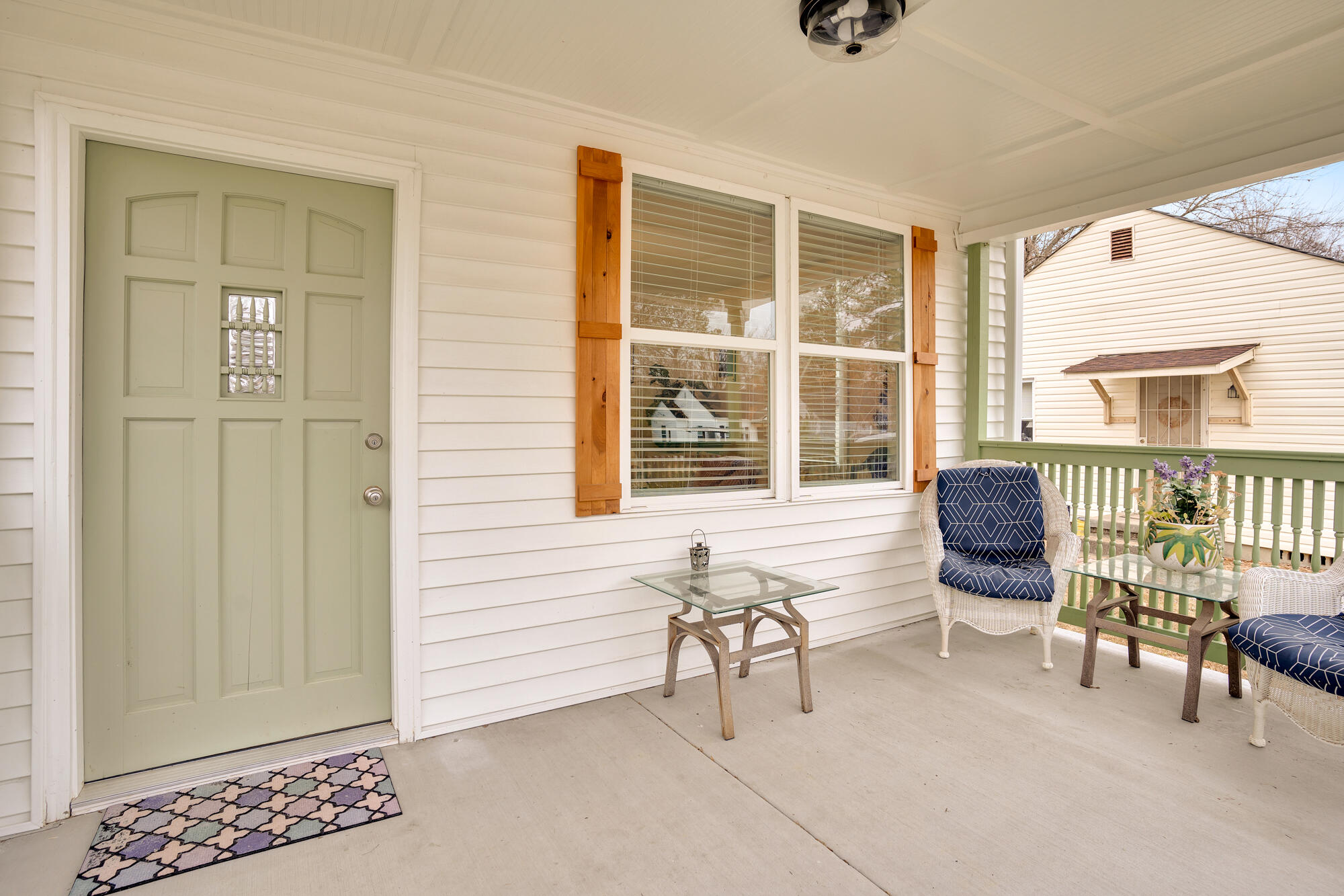 4915 Cameron Lane