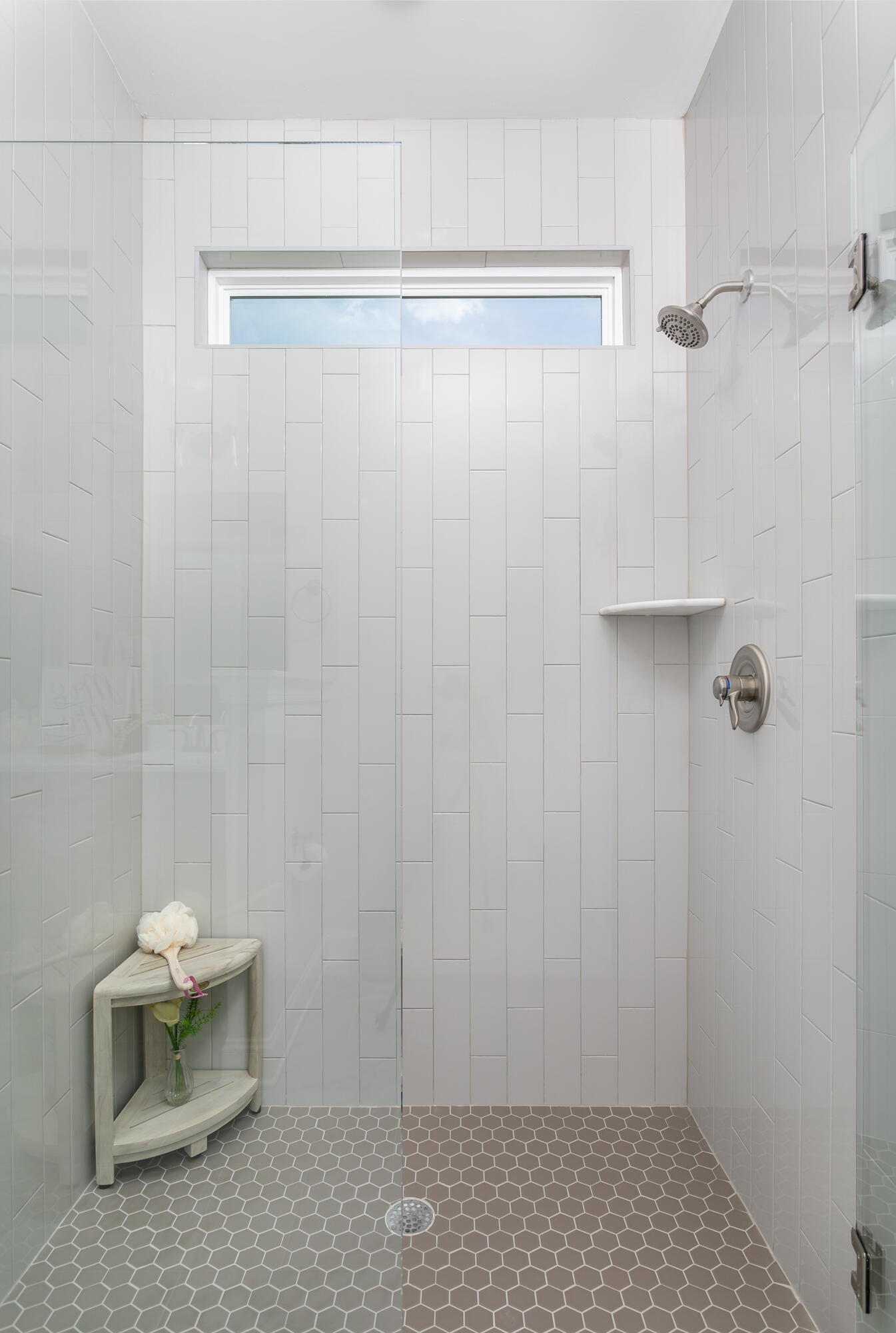 8195 Lemonade Street