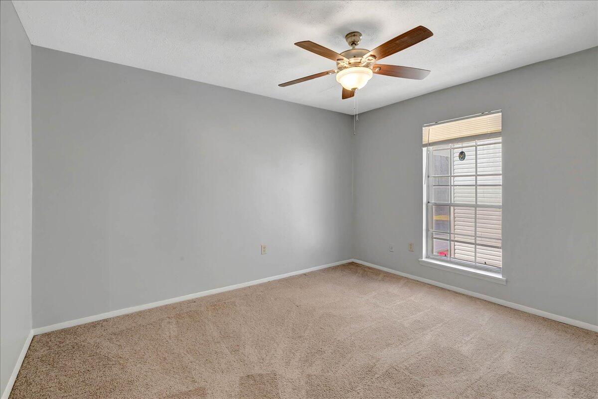 900 Mountain Creek Rd Road, 145