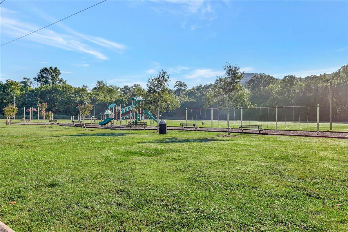900 Mountain Creek Rd Road, 145