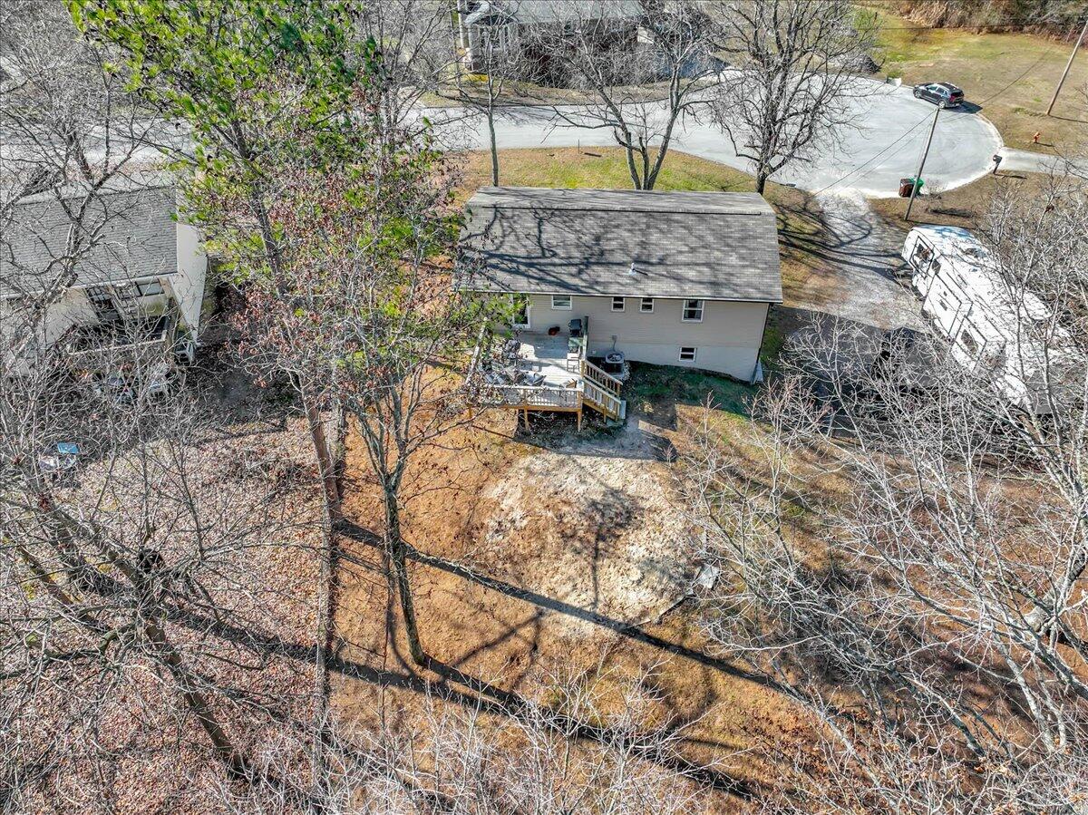 7105 Fine Lane