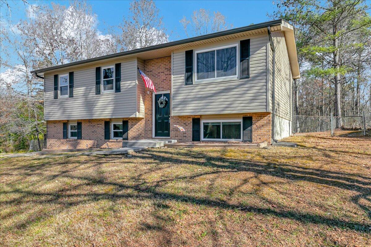 7105 Fine Lane