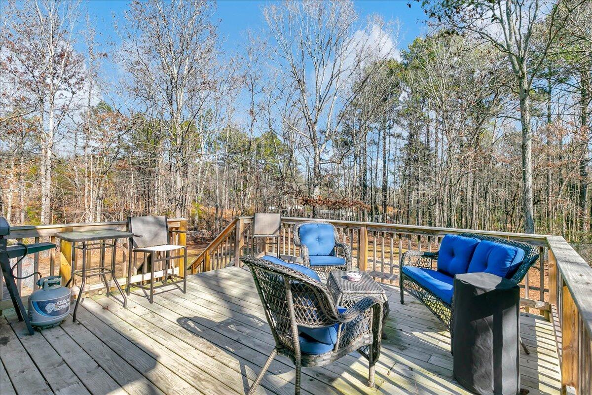7105 Fine Lane
