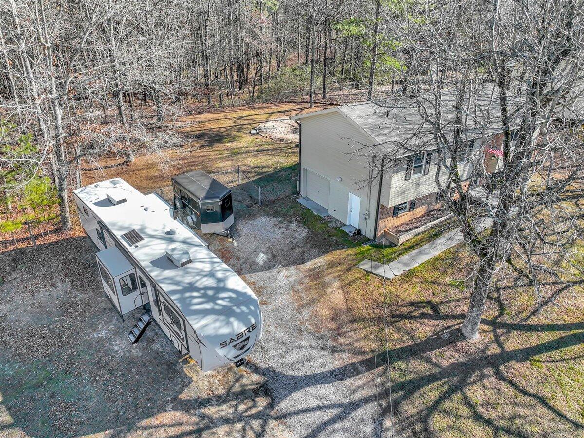 7105 Fine Lane