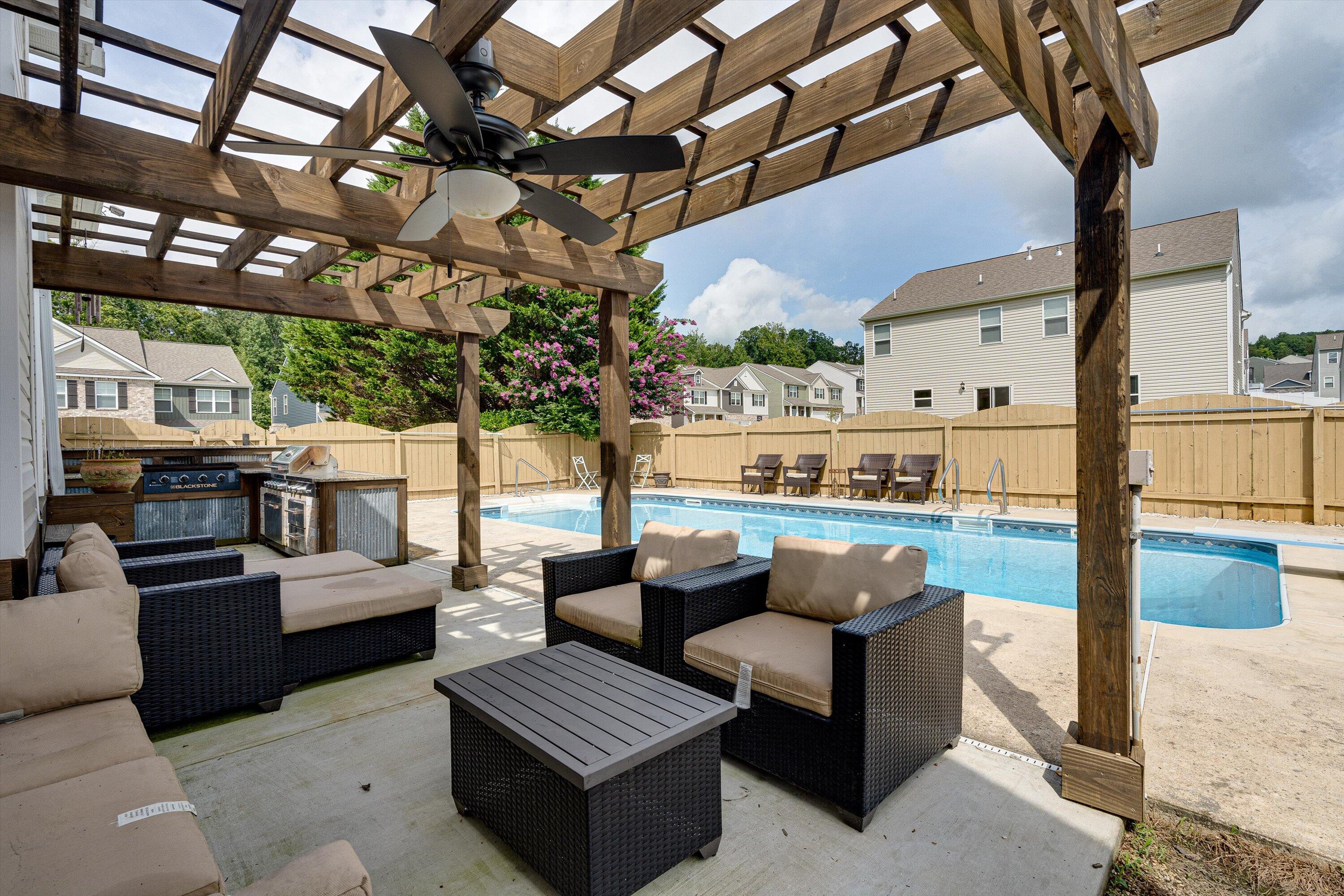 4012 Bentwood Cove Drive