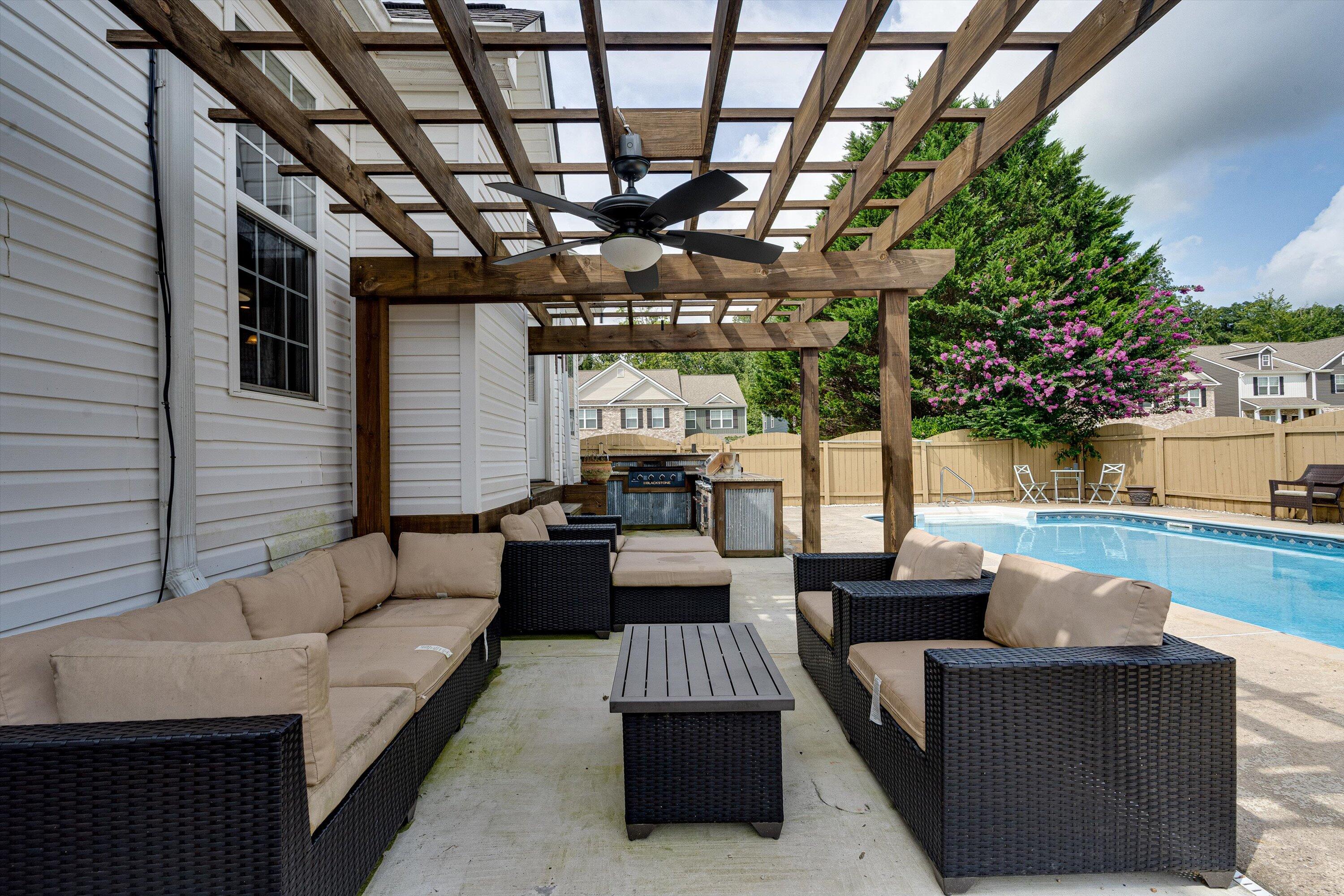4012 Bentwood Cove Drive