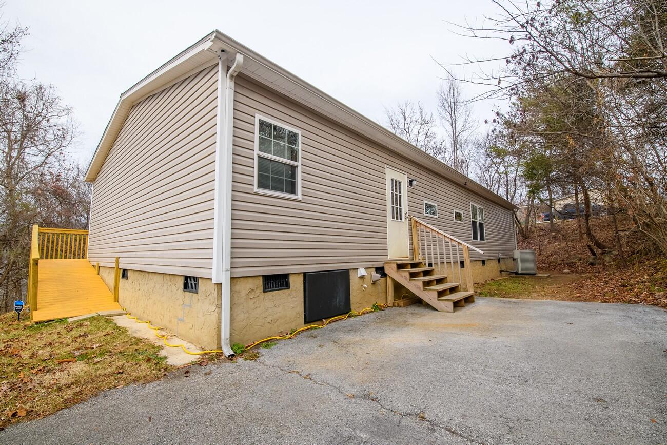 1246 Sussex Road