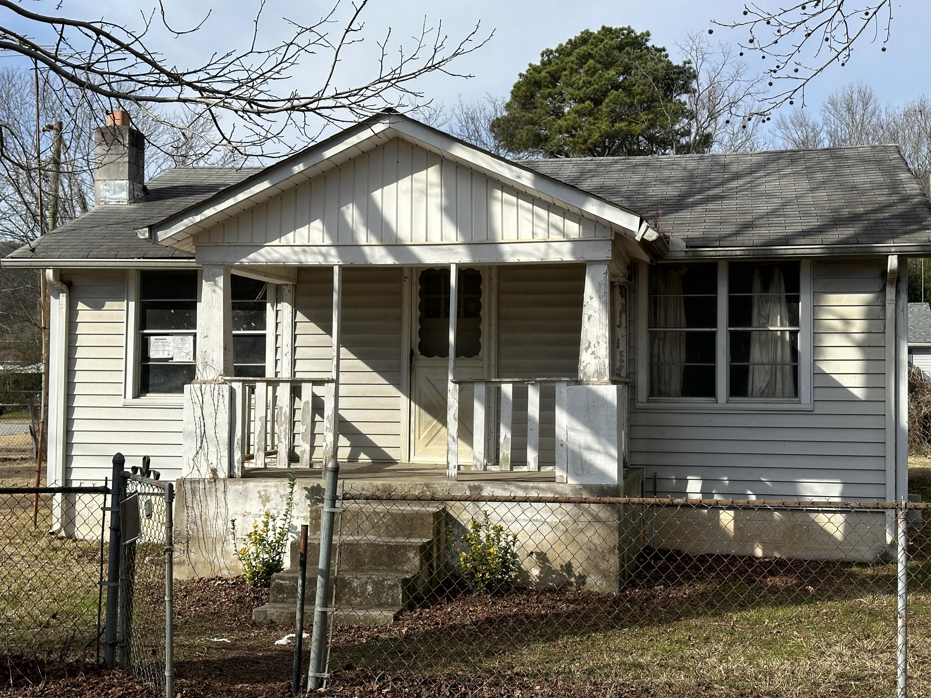 9855 Walnut Street