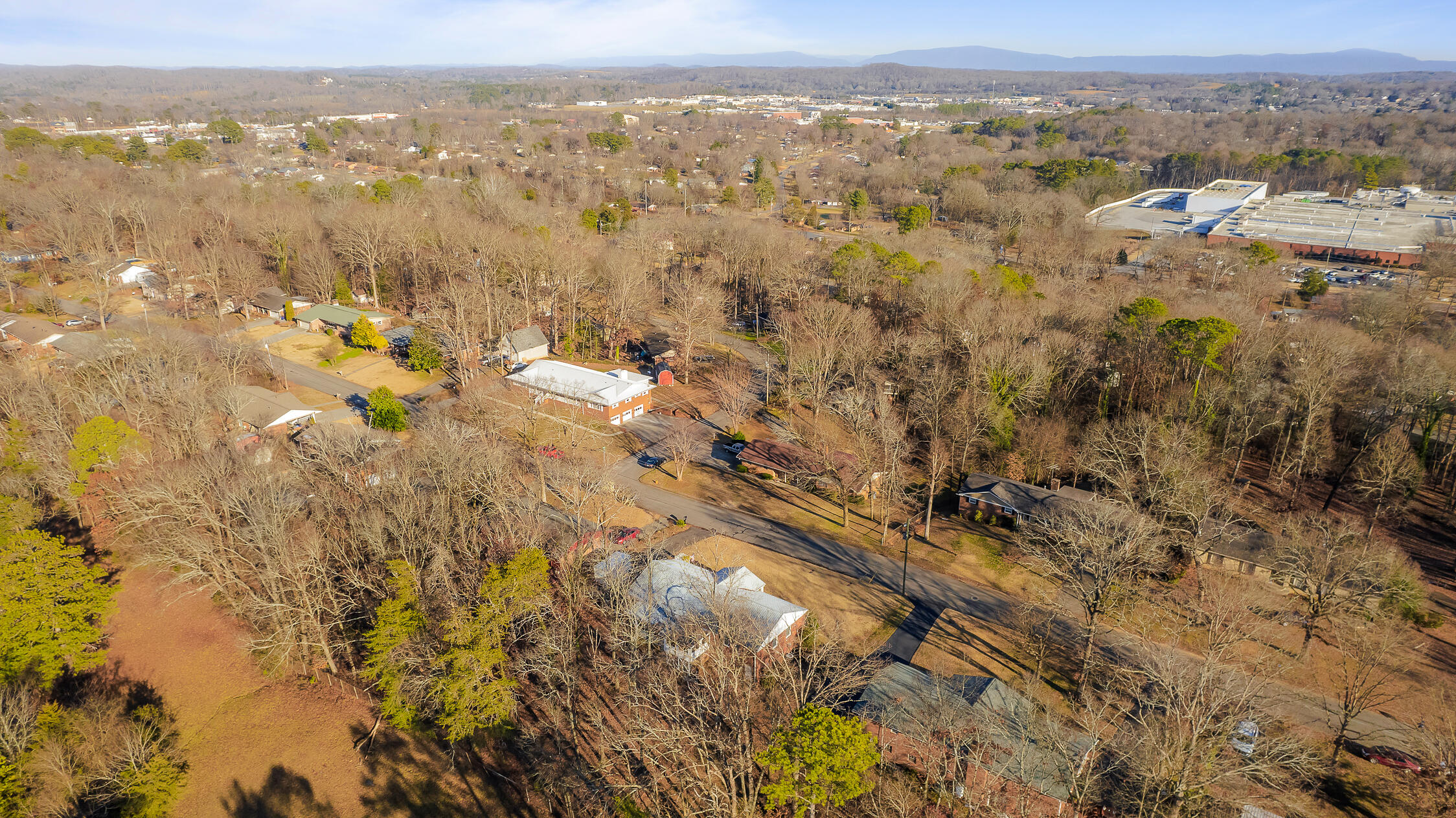3515 NW Crestwood Drive