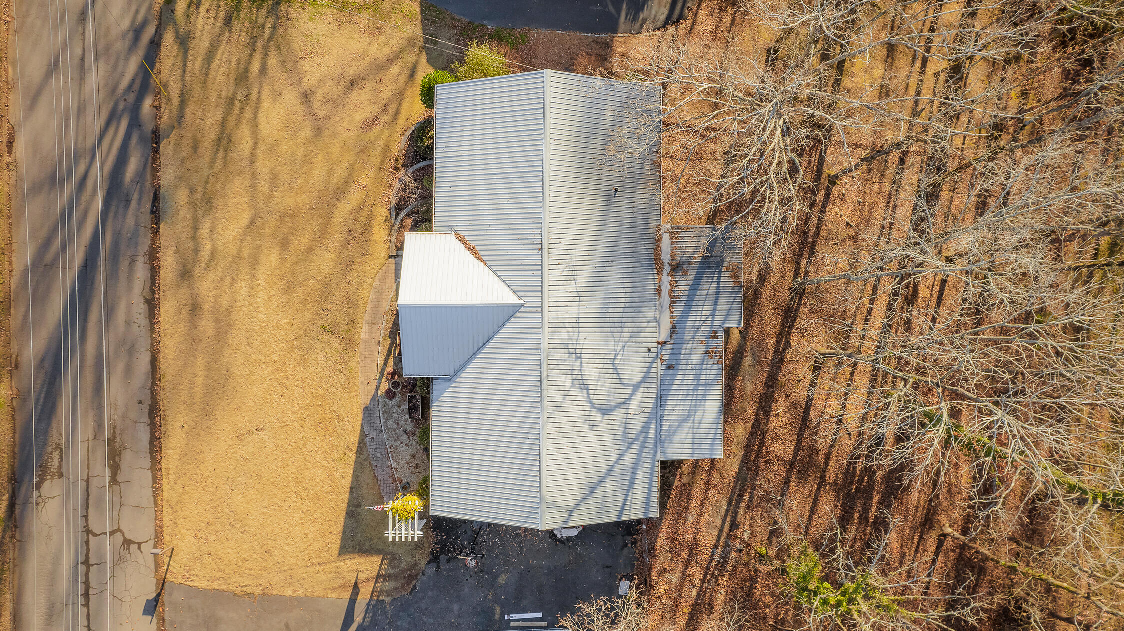 3515 NW Crestwood Drive