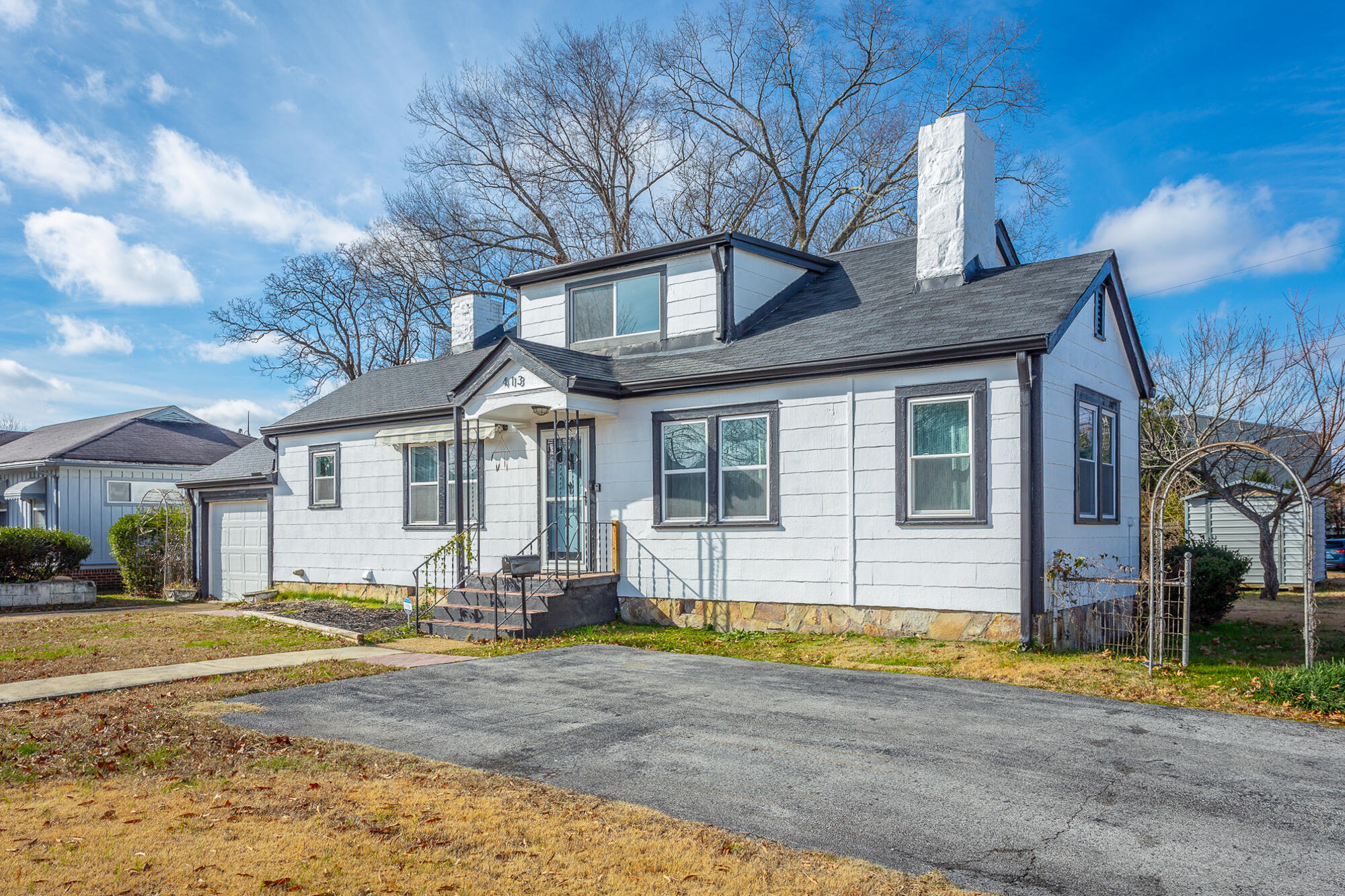 413 Derby Street