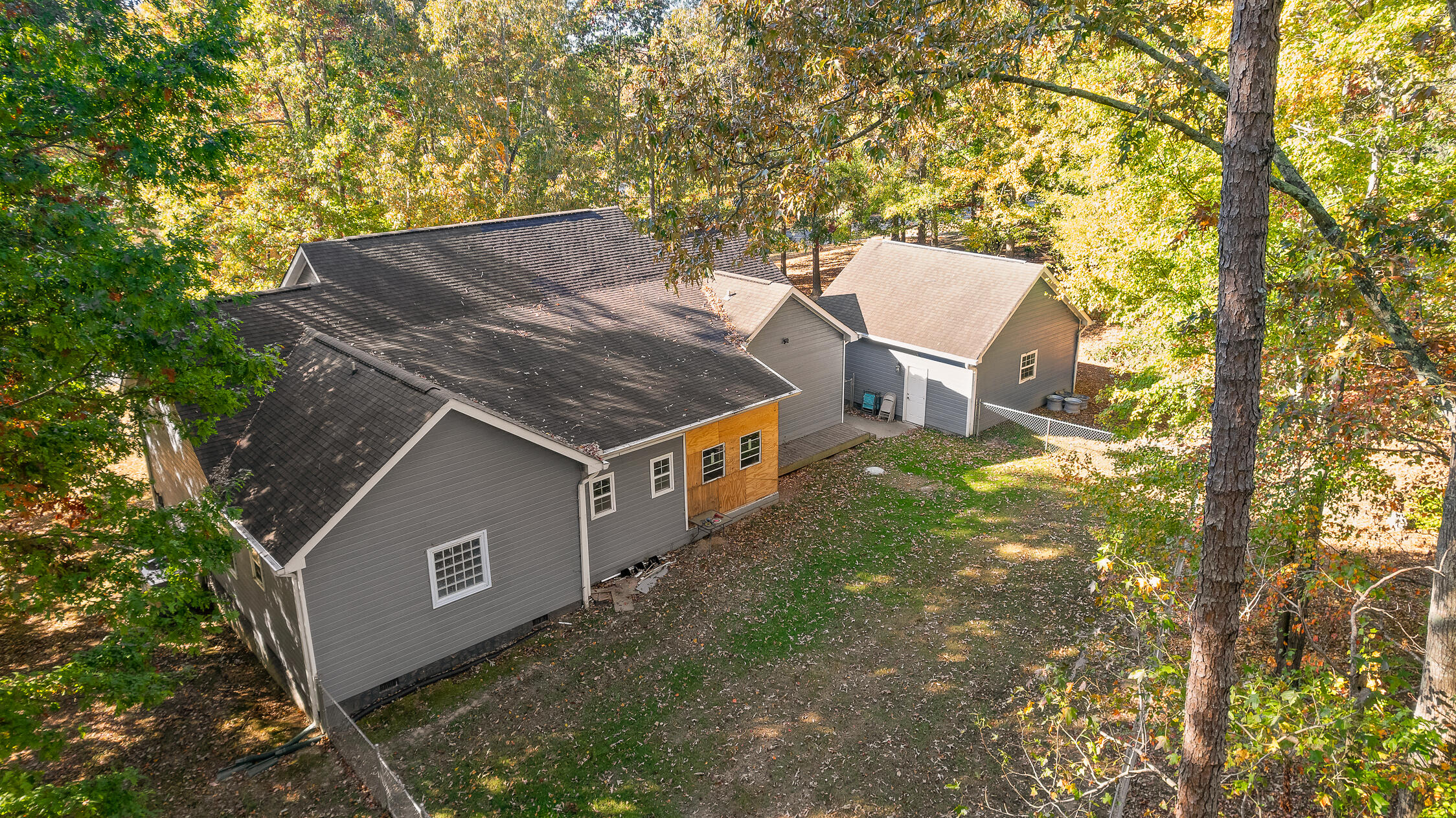 125 Shady Court, LaFayette