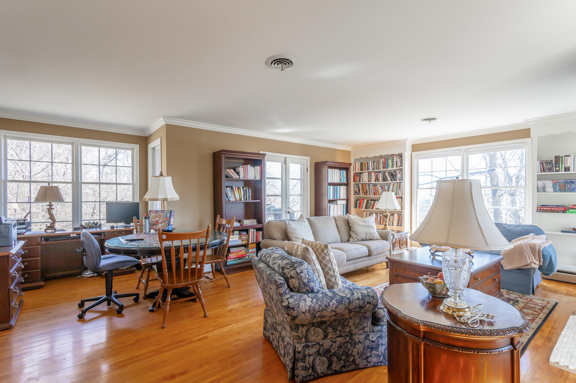 119 Crestview Circle