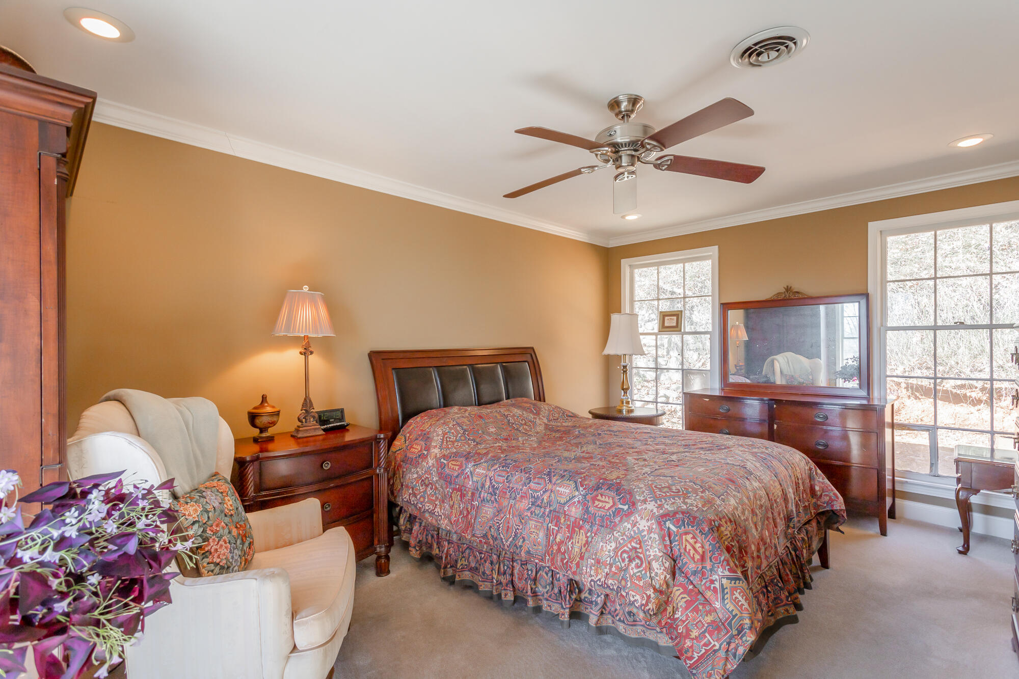 119 Crestview Circle