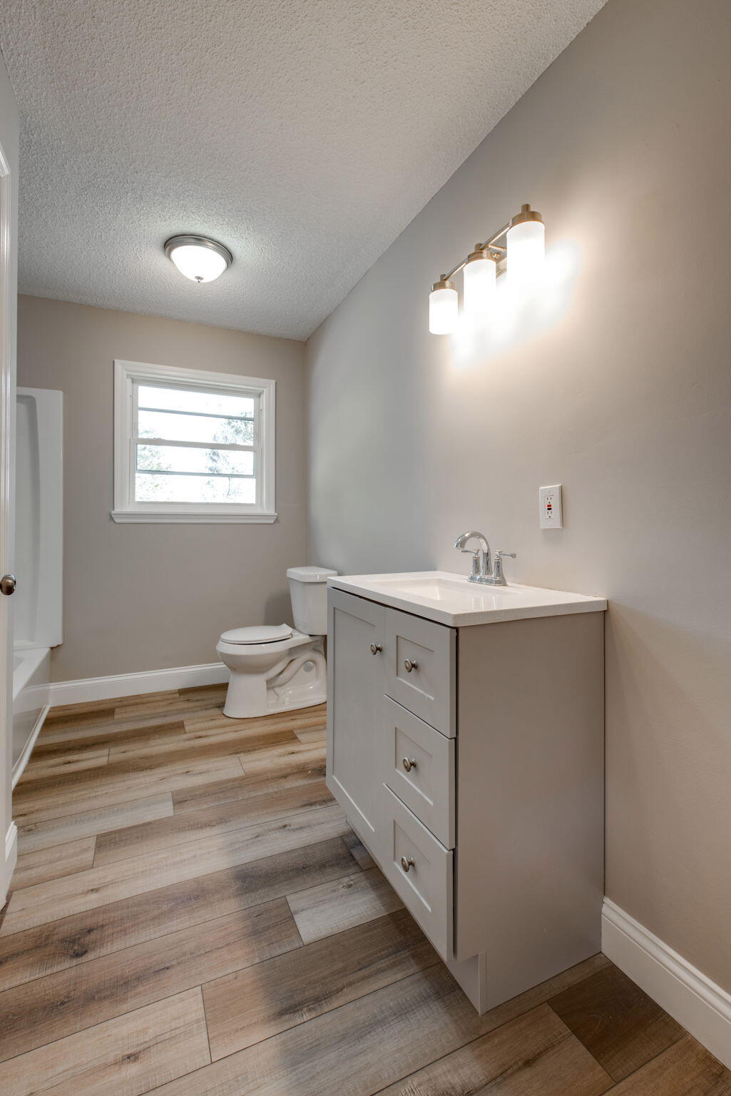 737 Diamond Circle, LaFayette