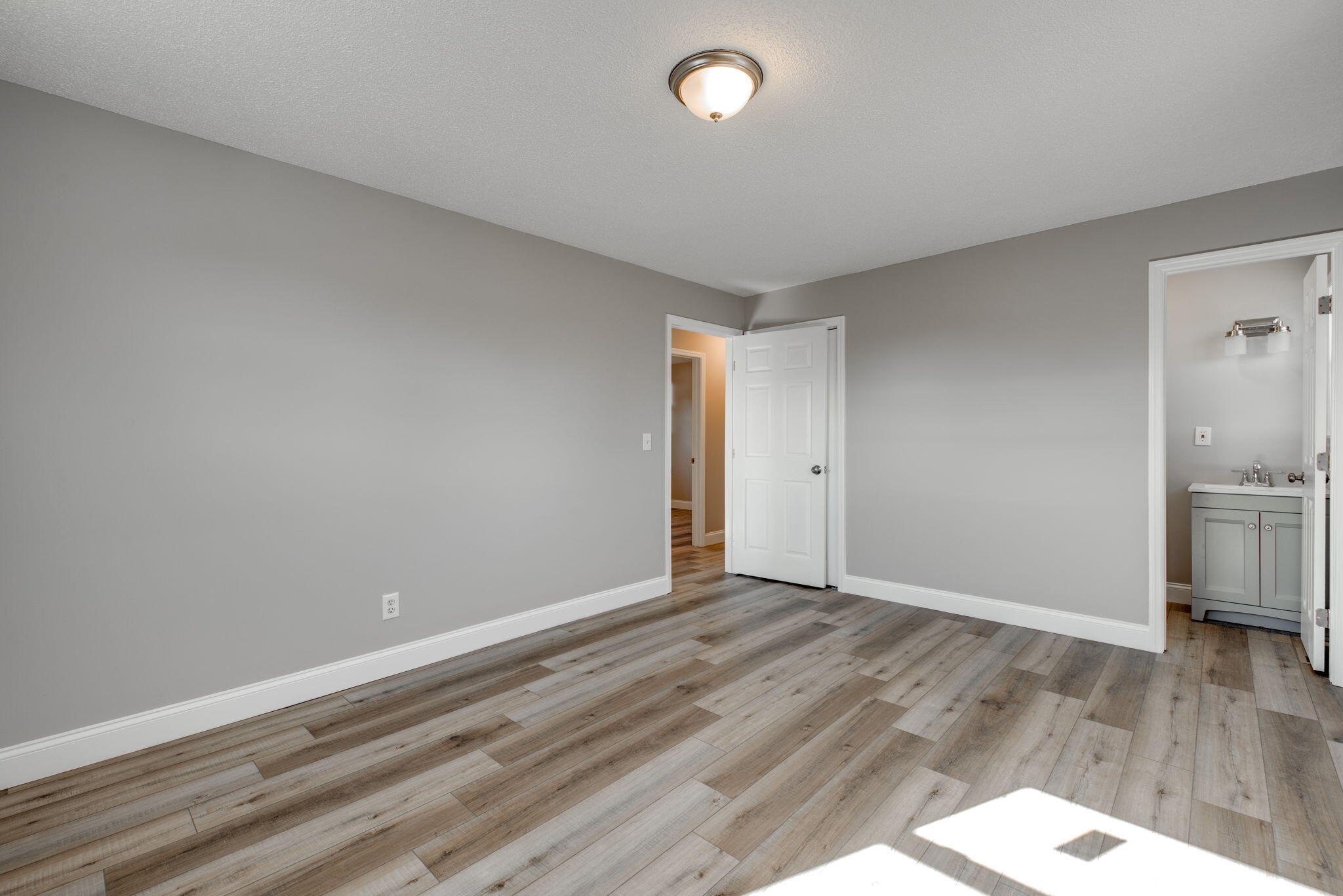 737 Diamond Circle, LaFayette