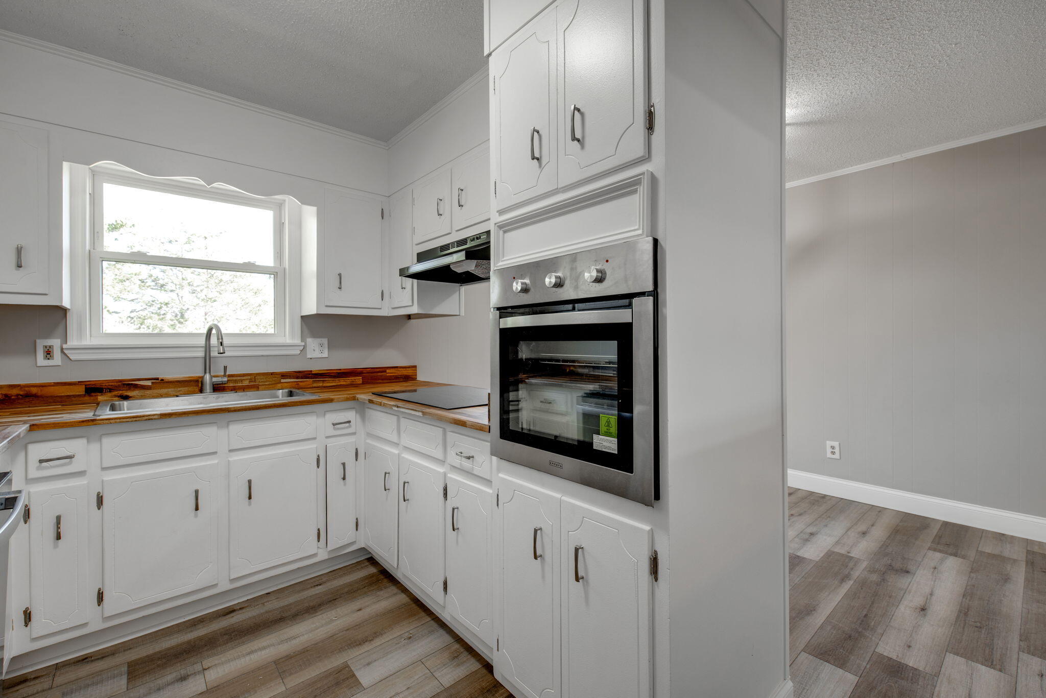 737 Diamond Circle, LaFayette