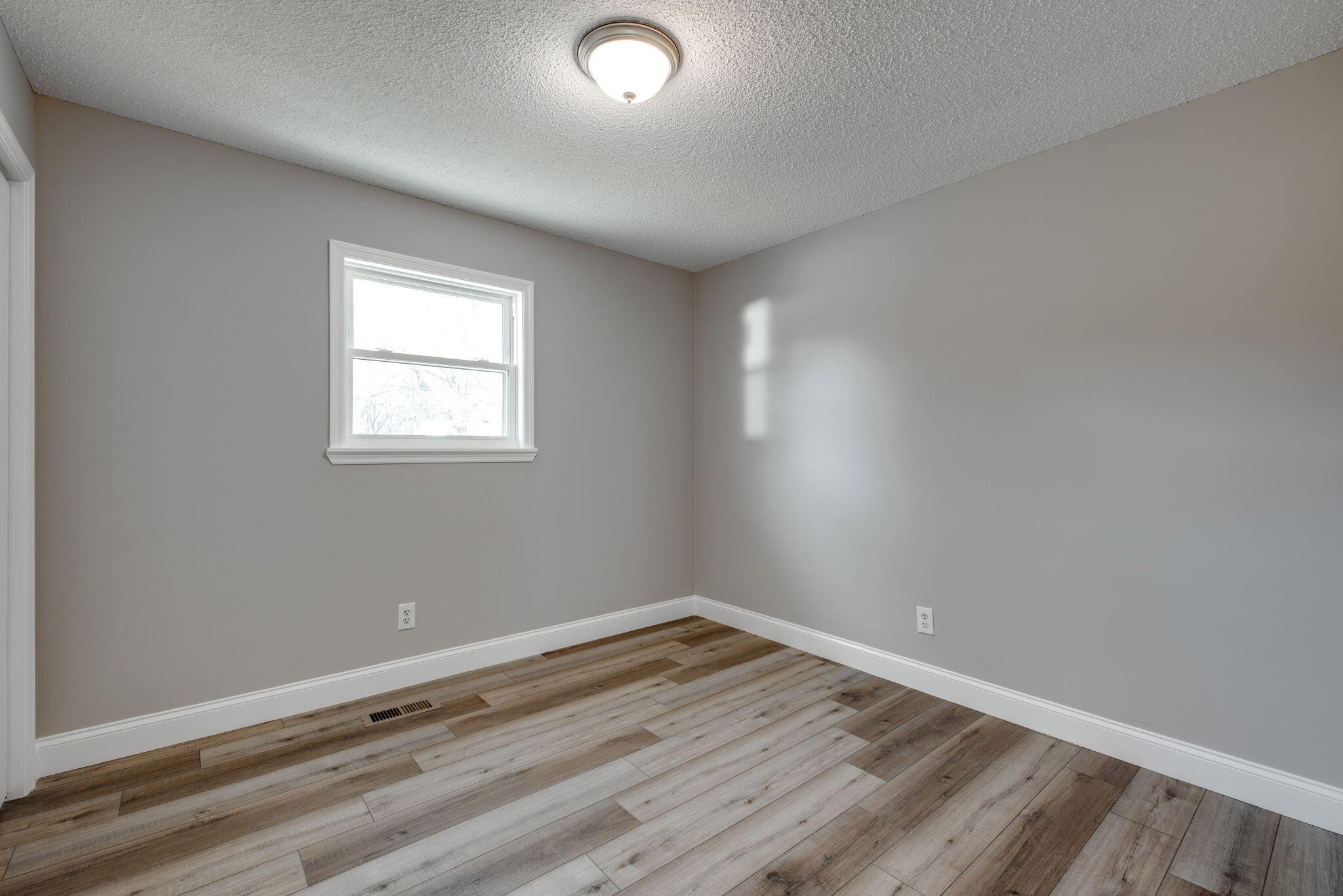 737 Diamond Circle, LaFayette