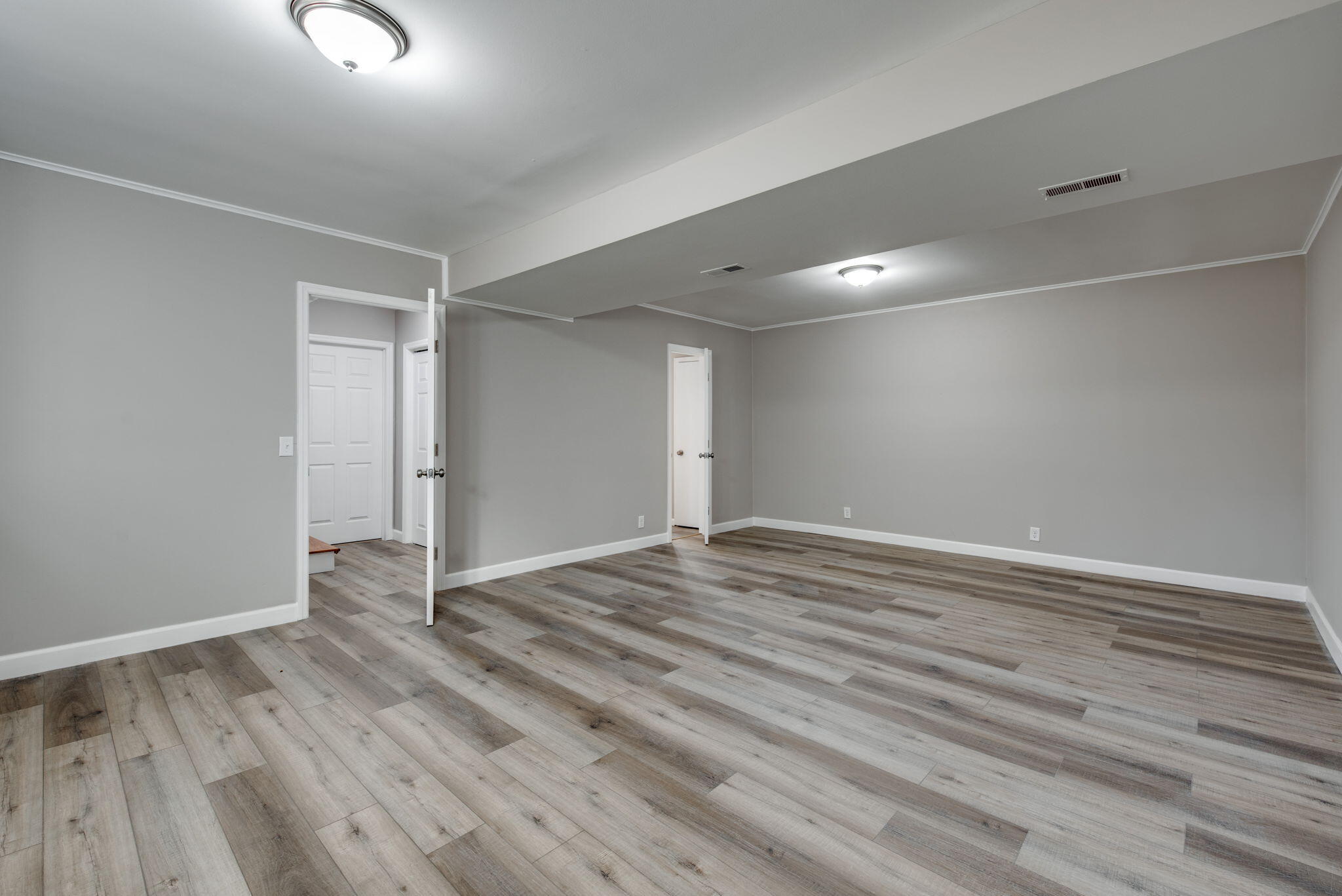 555 Brownwood Circle