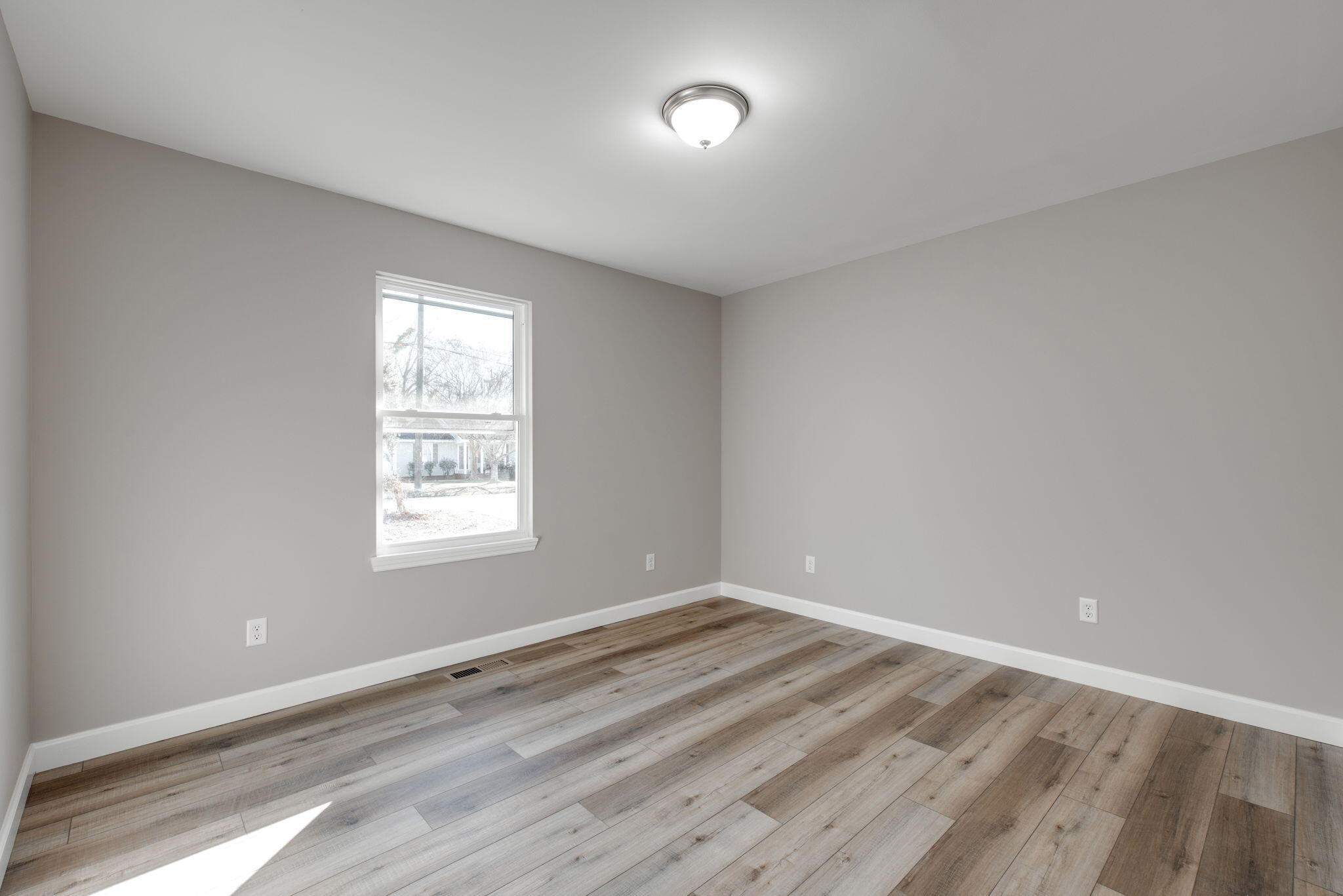555 Brownwood Circle