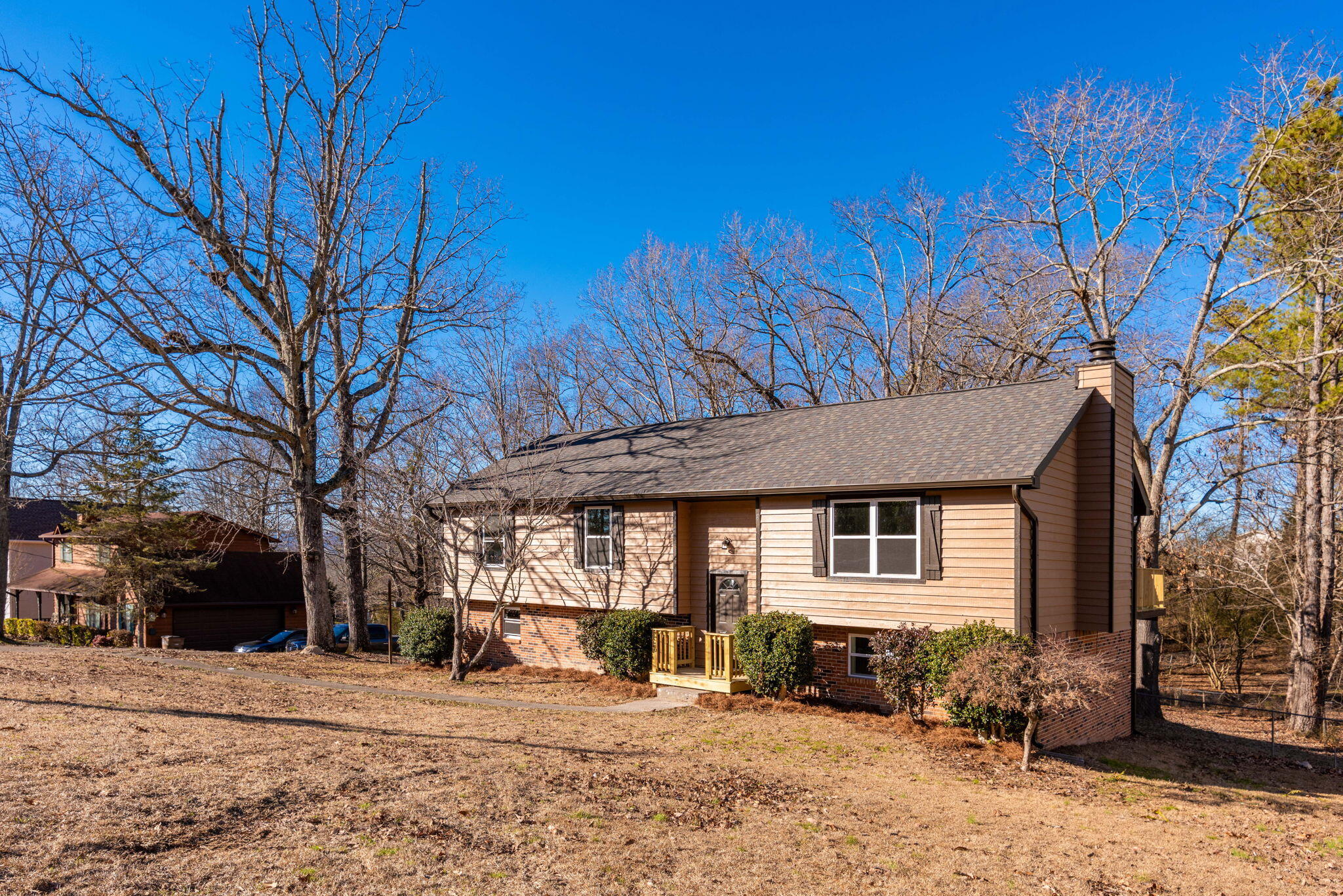 555 Brownwood Circle