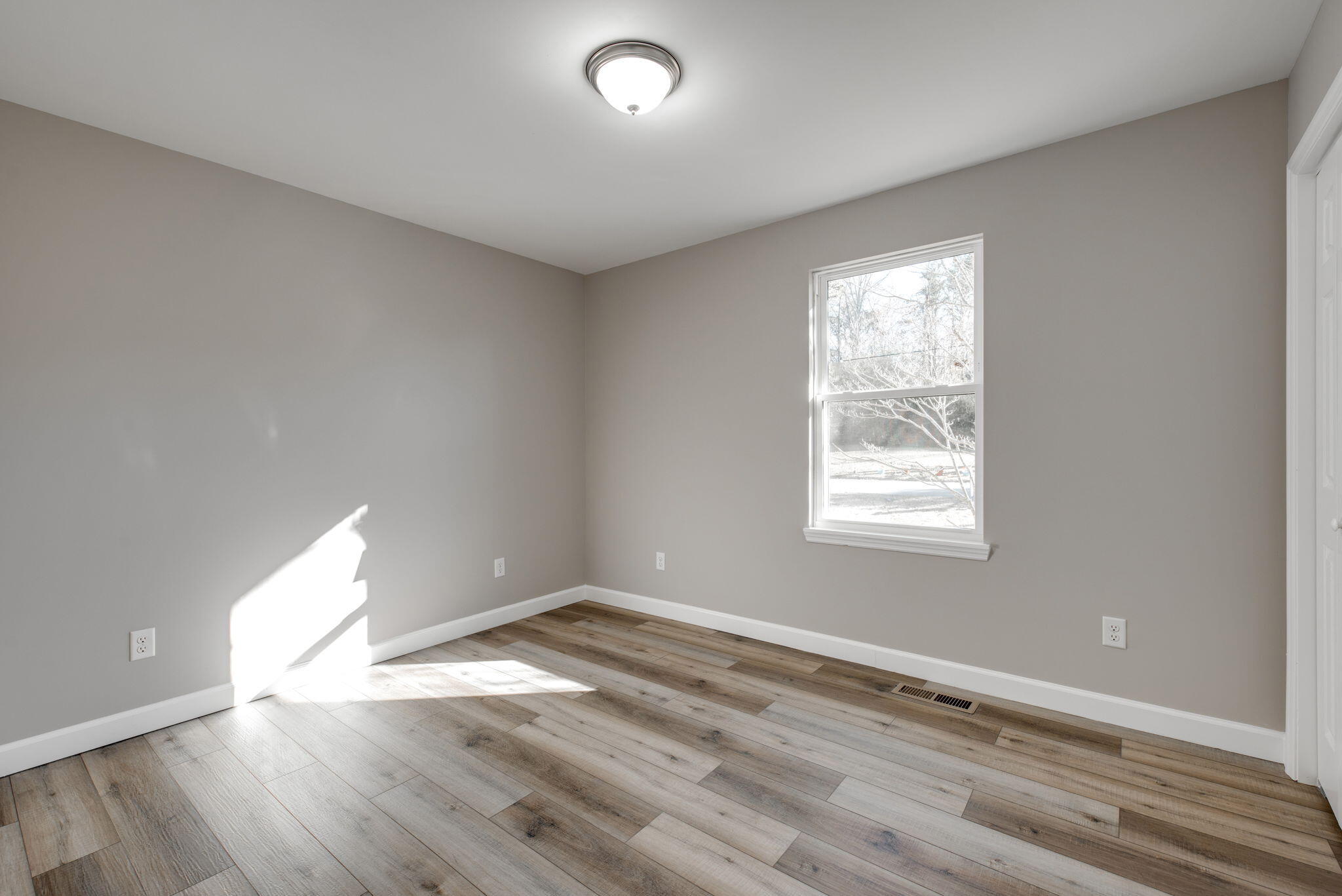 555 Brownwood Circle