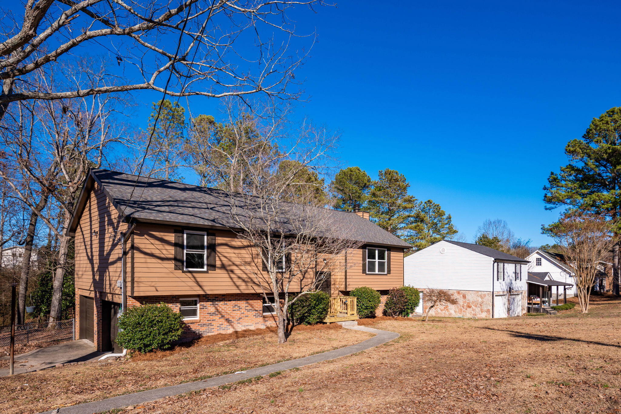 555 Brownwood Circle