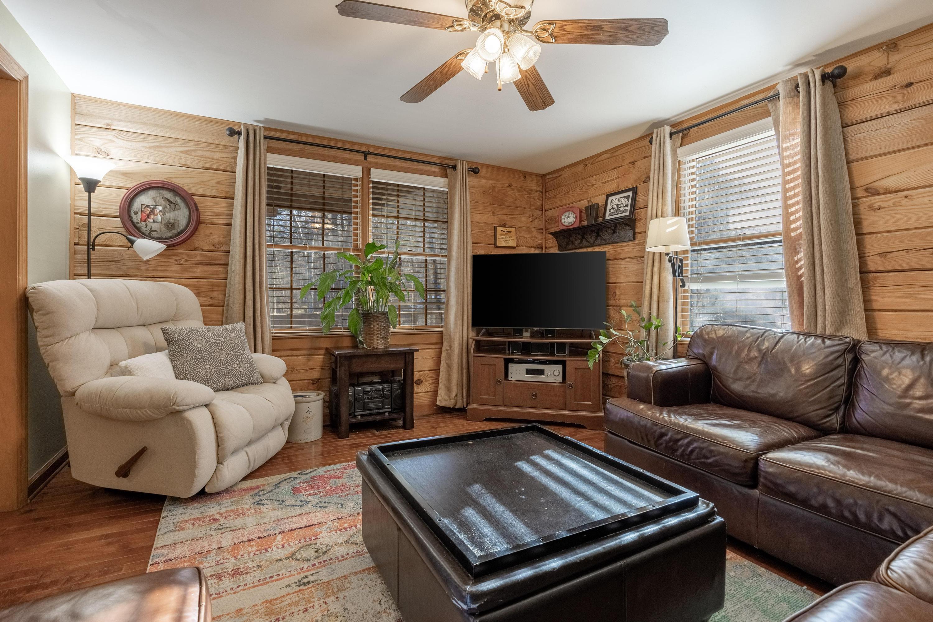 104 Wayside Lane Lane