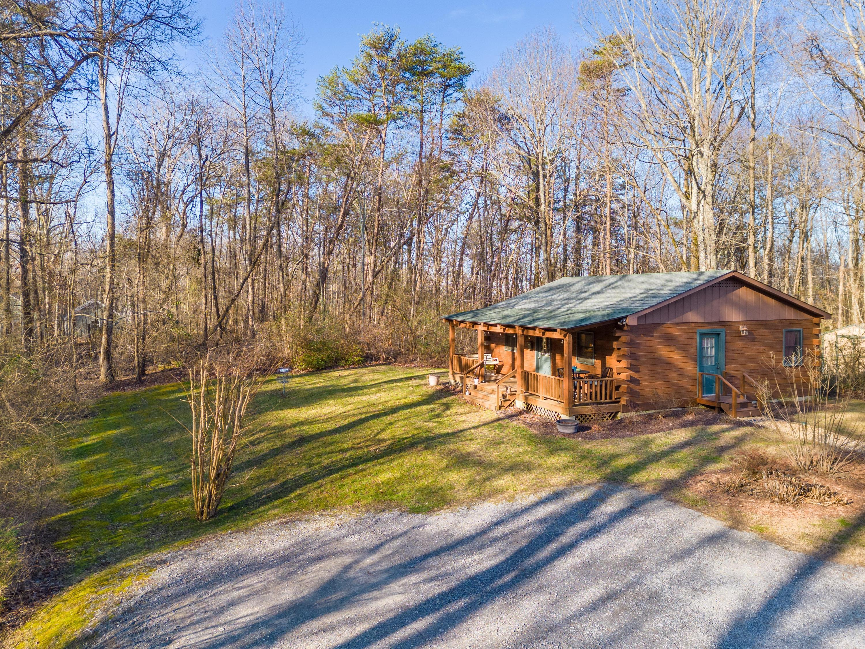 104 Wayside Lane Lane