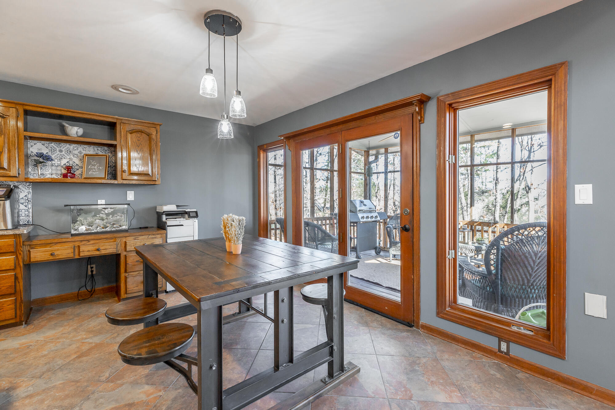 1406 Fore Winds Hill