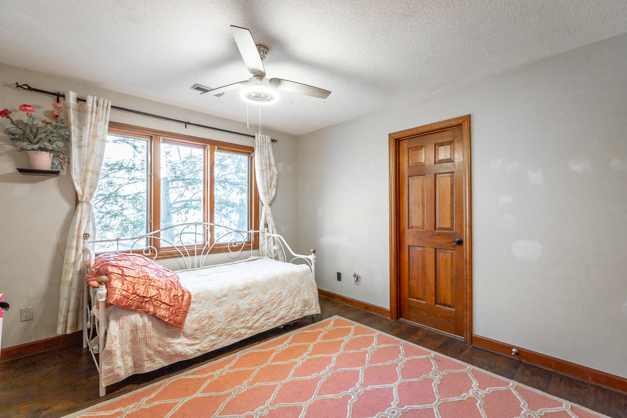 1406 Fore Winds Hill