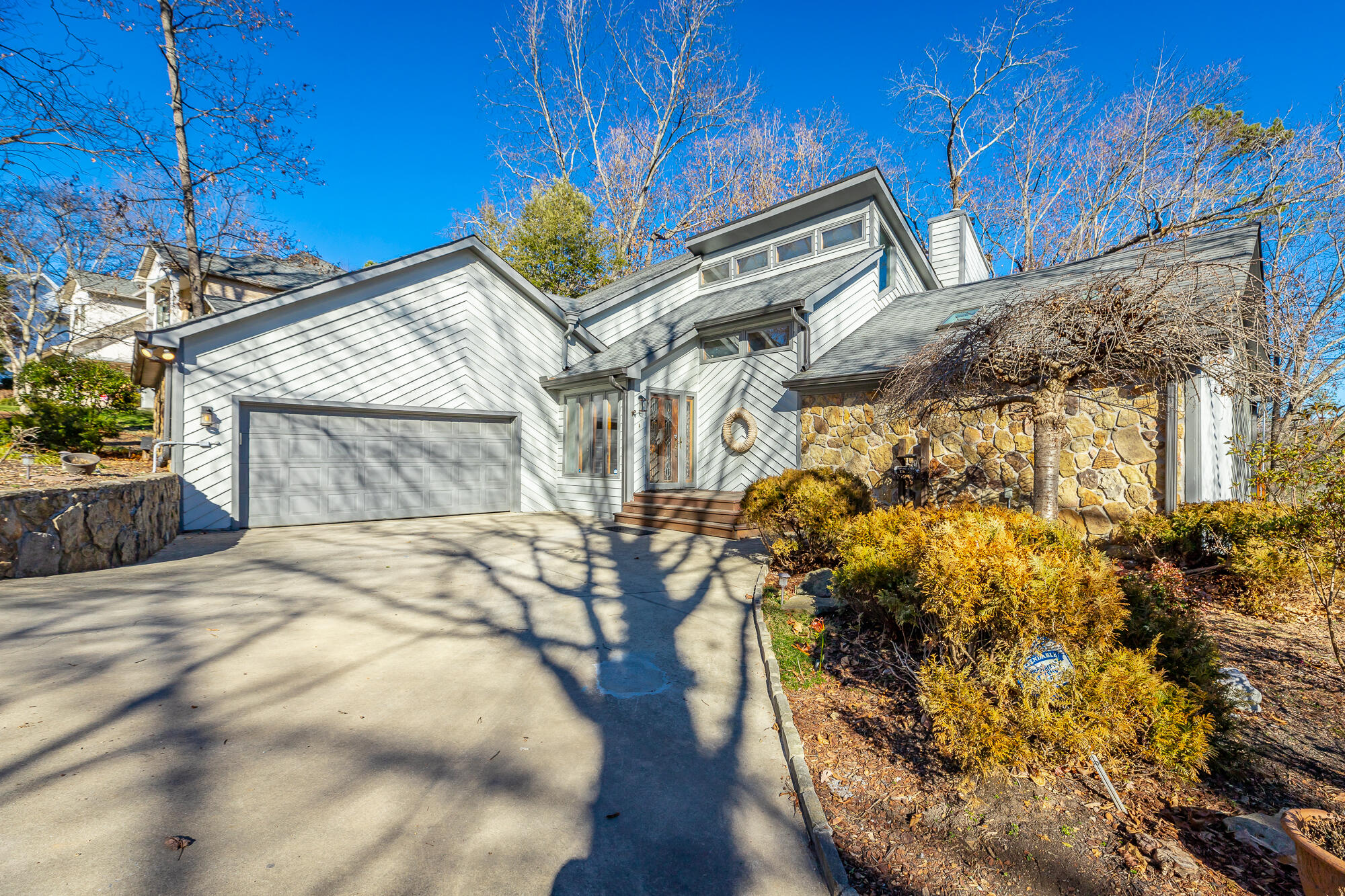 1406 Fore Winds Hill