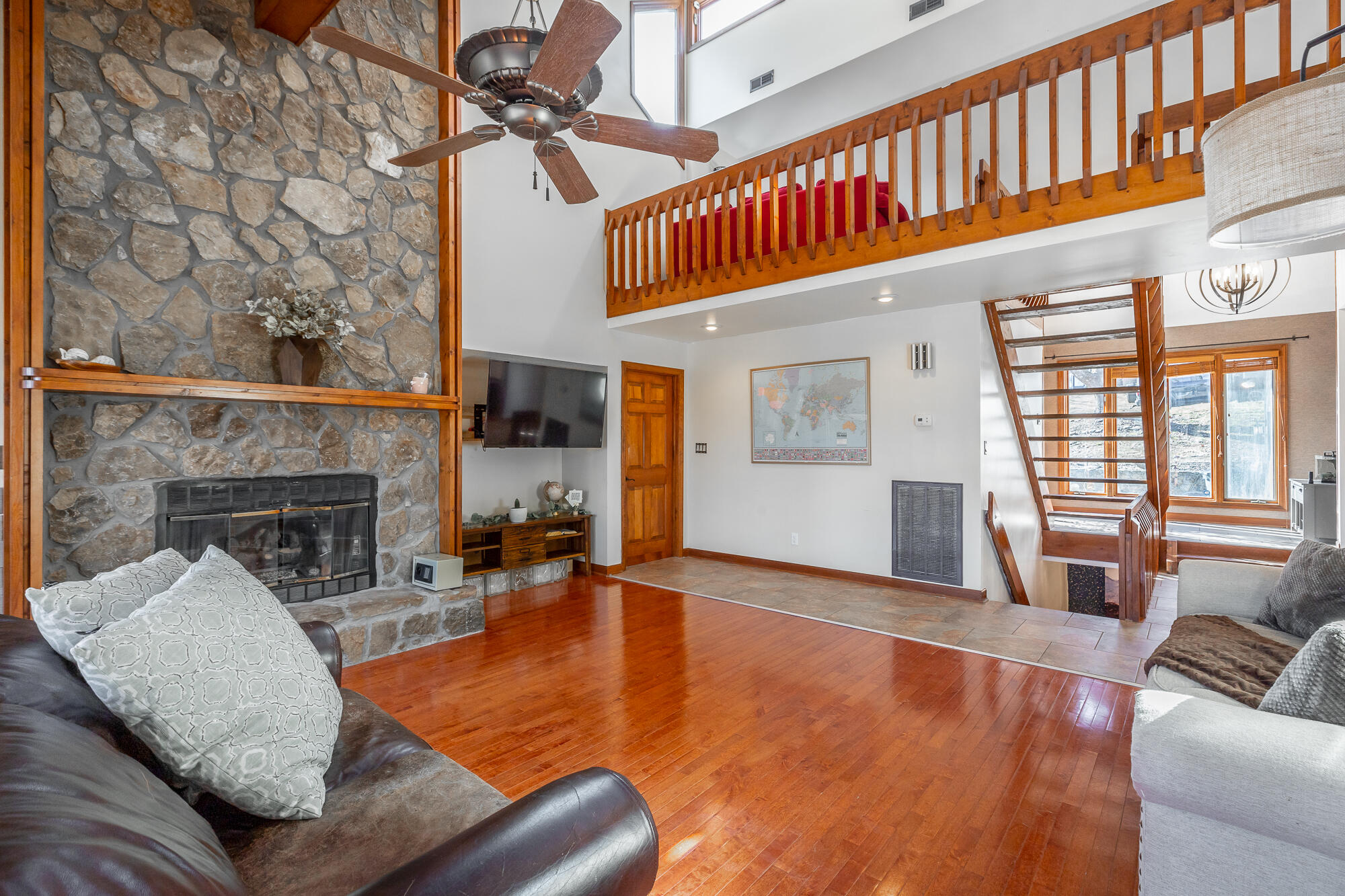 1406 Fore Winds Hill