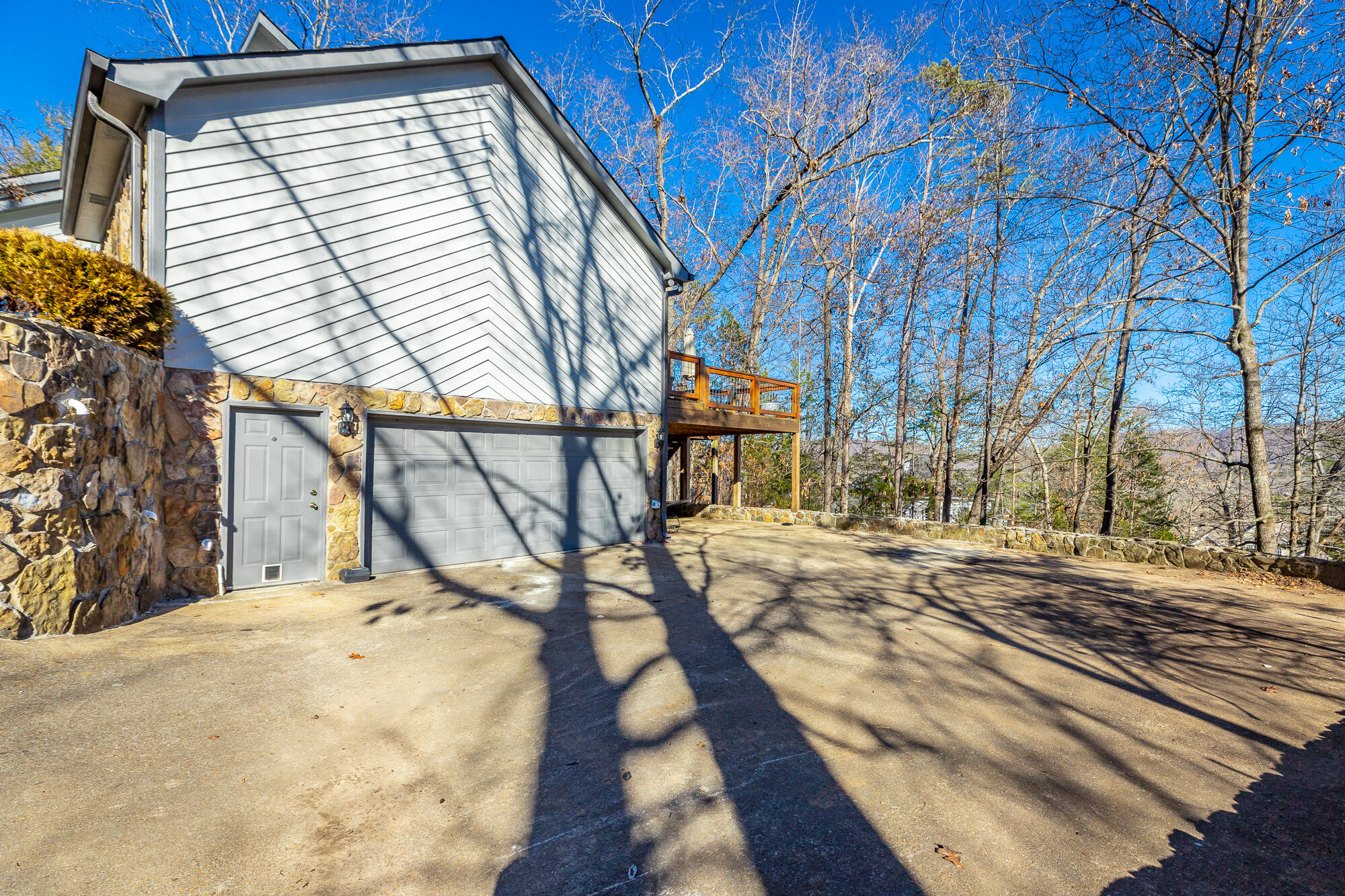 1406 Fore Winds Hill