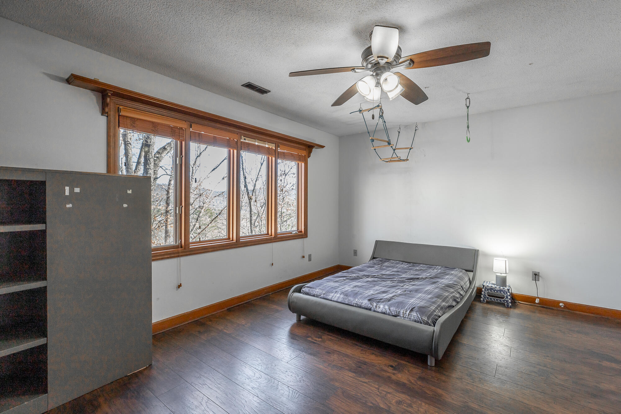 1406 Fore Winds Hill