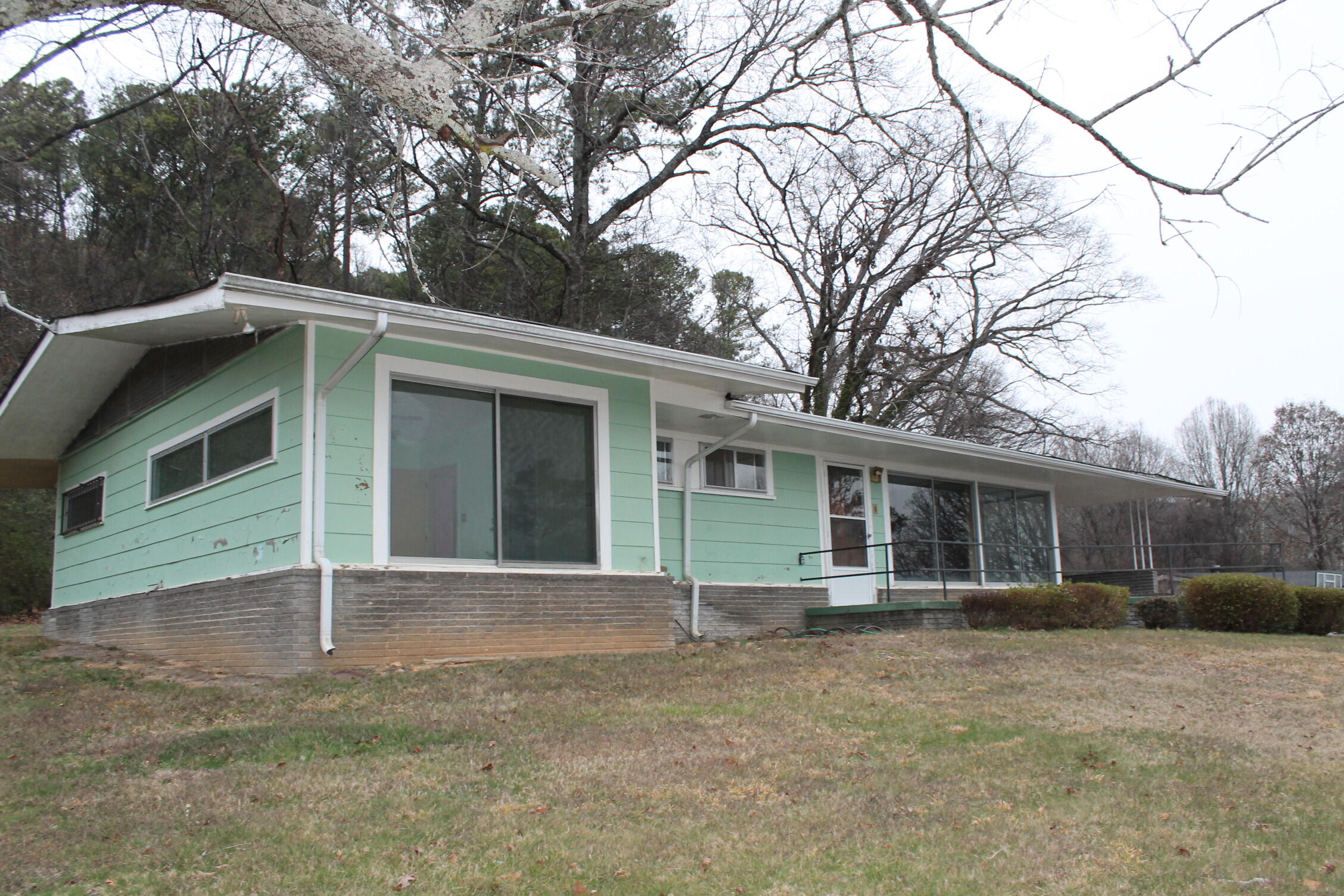 2800 Terry Court