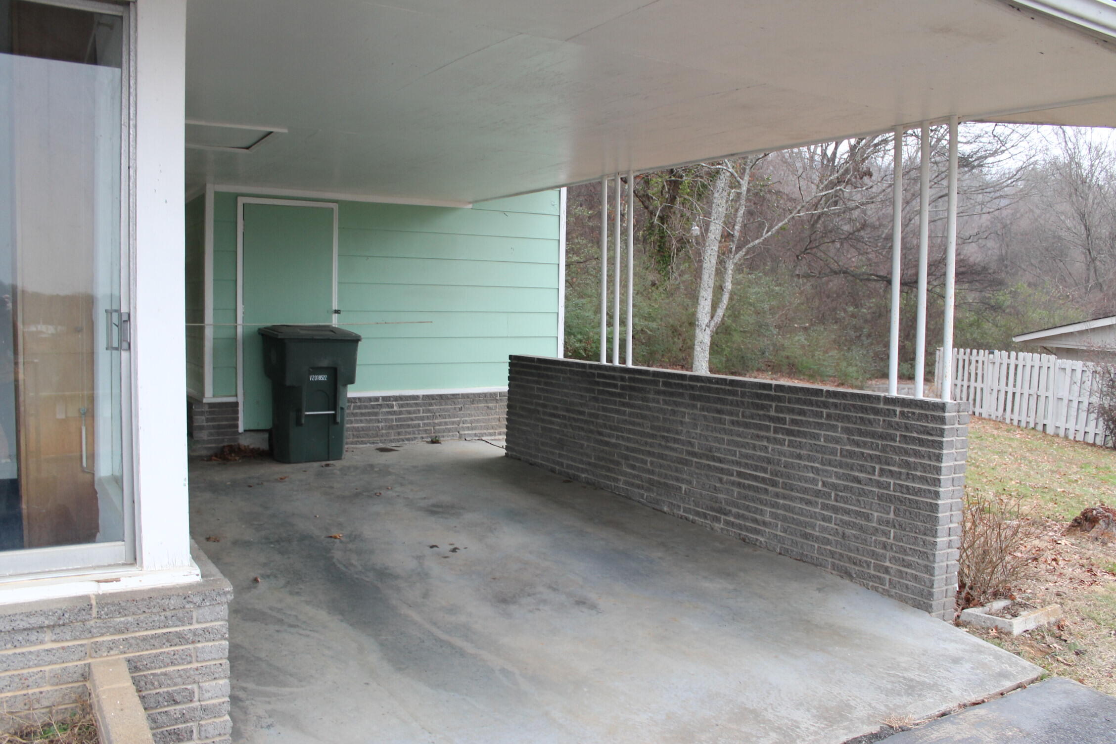 2800 Terry Court