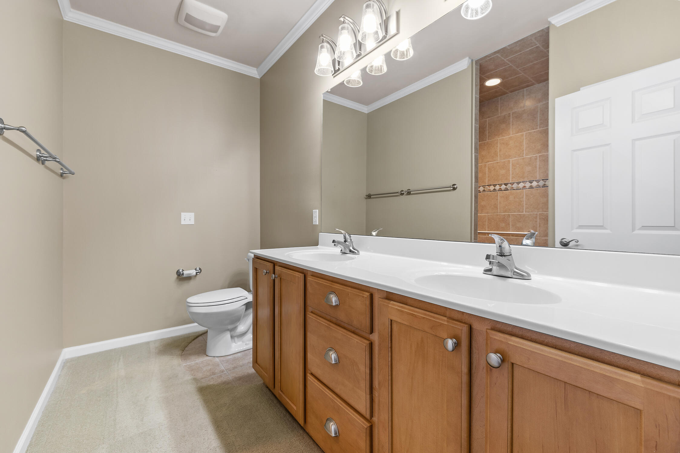 4480 Forsythia Way