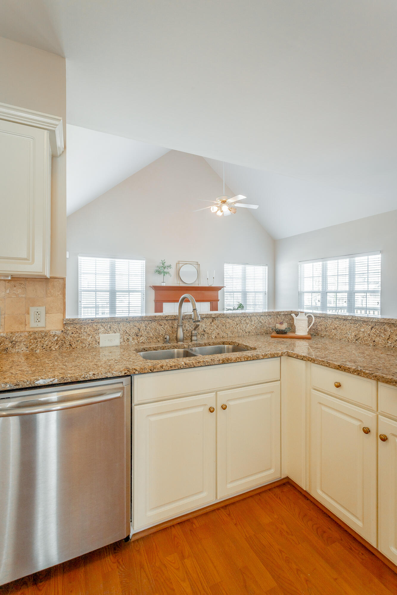 2323 Laurelton Creek Lane