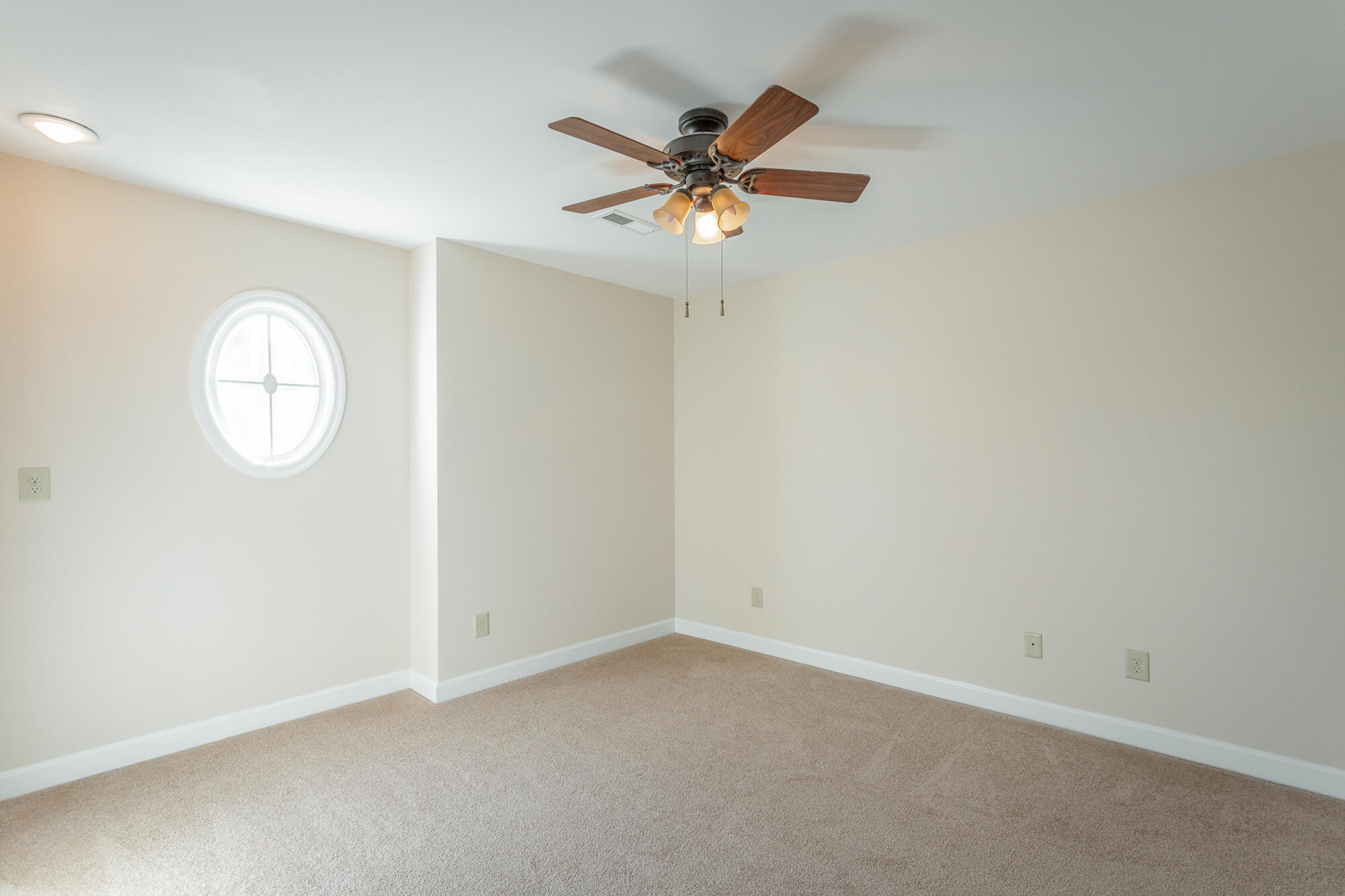 2323 Laurelton Creek Lane