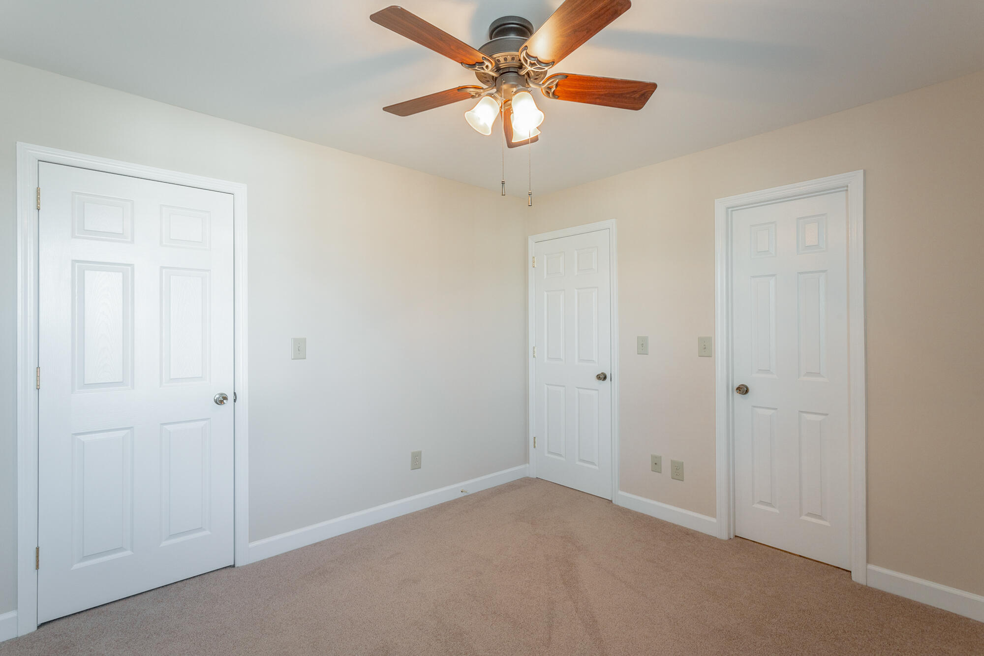 2323 Laurelton Creek Lane