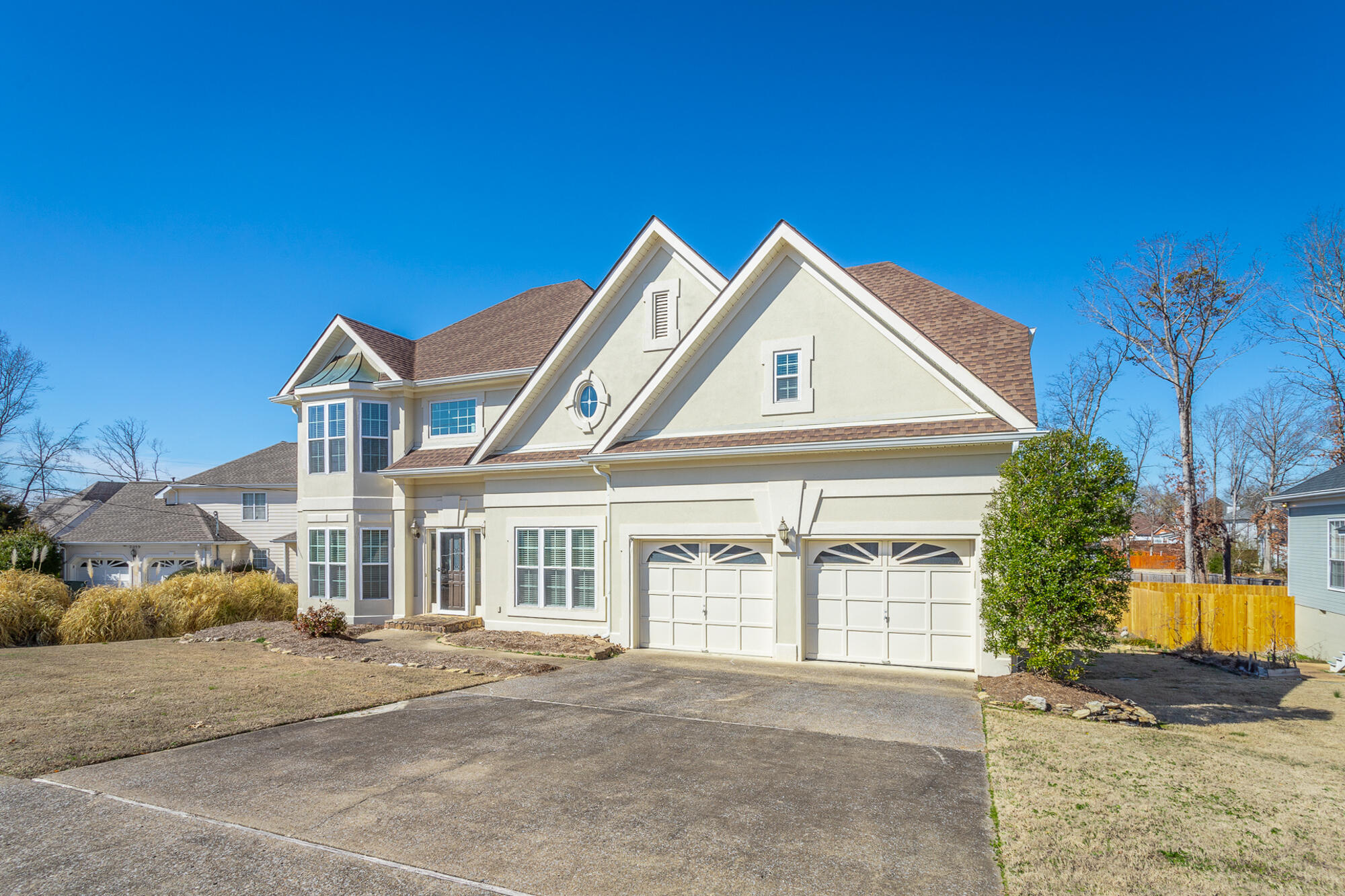 2323 Laurelton Creek Lane